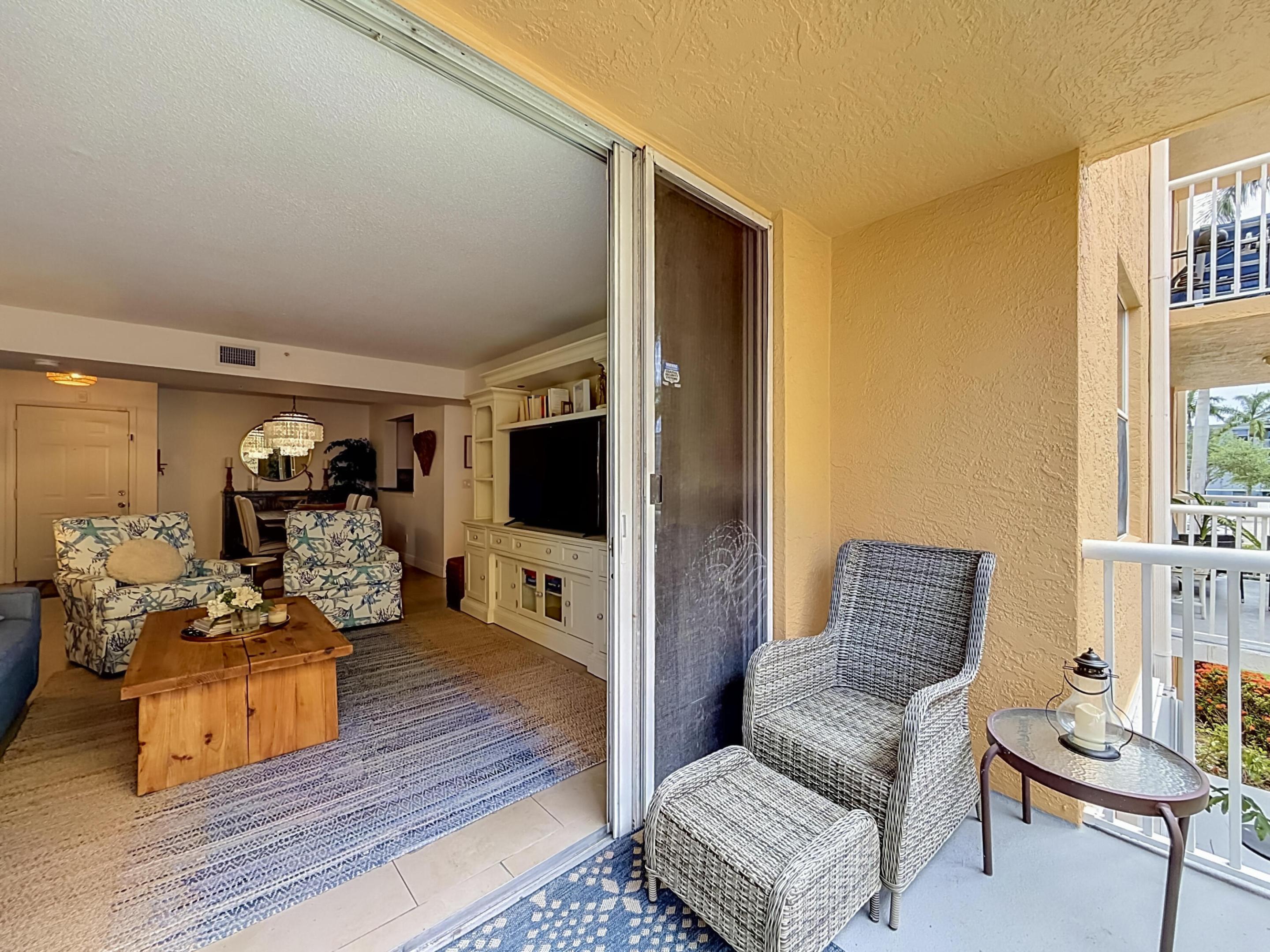 1341 SE 3rd #210, Dania Beach FL 33004