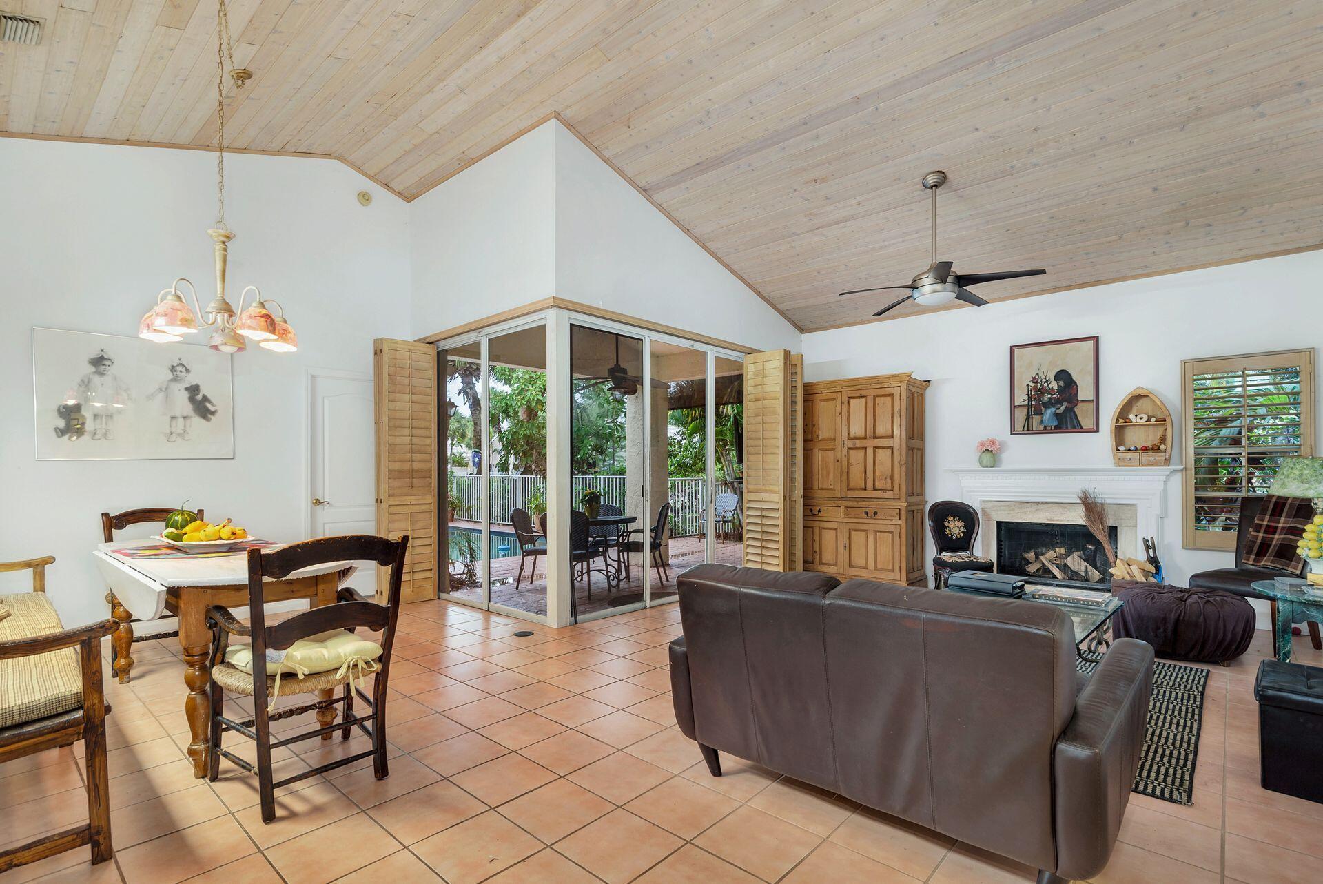 9358 Heathridge, West Palm Beach FL 33411