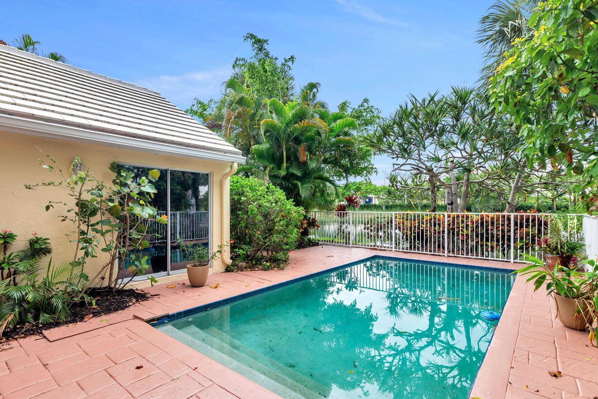 9358 Heathridge, West Palm Beach FL 33411