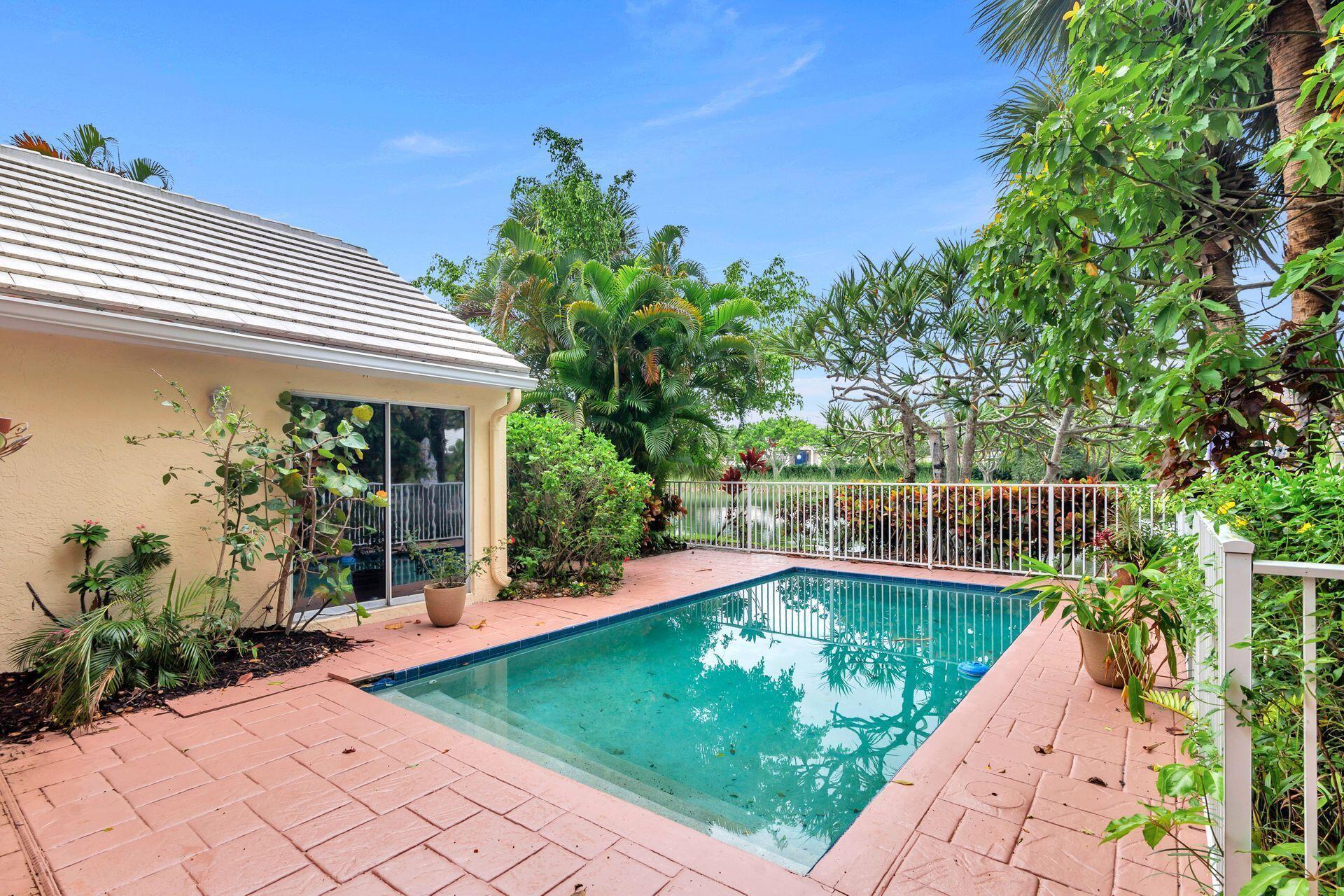 9358 Heathridge, West Palm Beach FL 33411