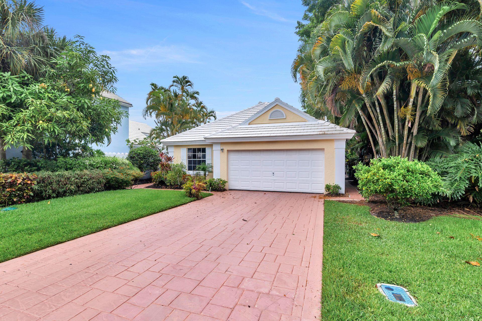 9358 Heathridge, West Palm Beach FL 33411