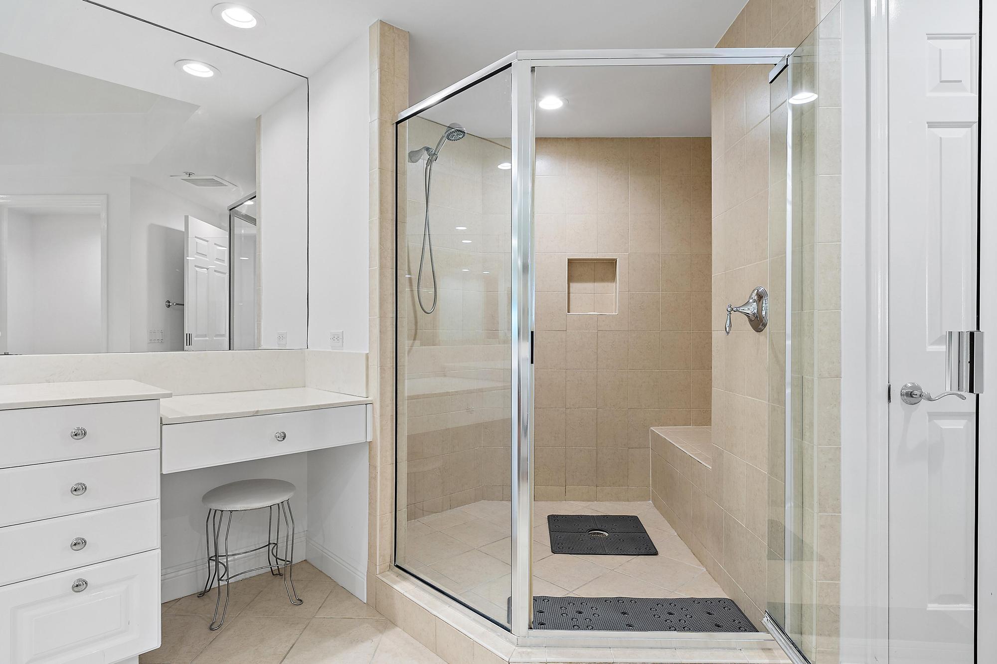 400 S Us Hwy 1 #303, Jupiter FL 33477