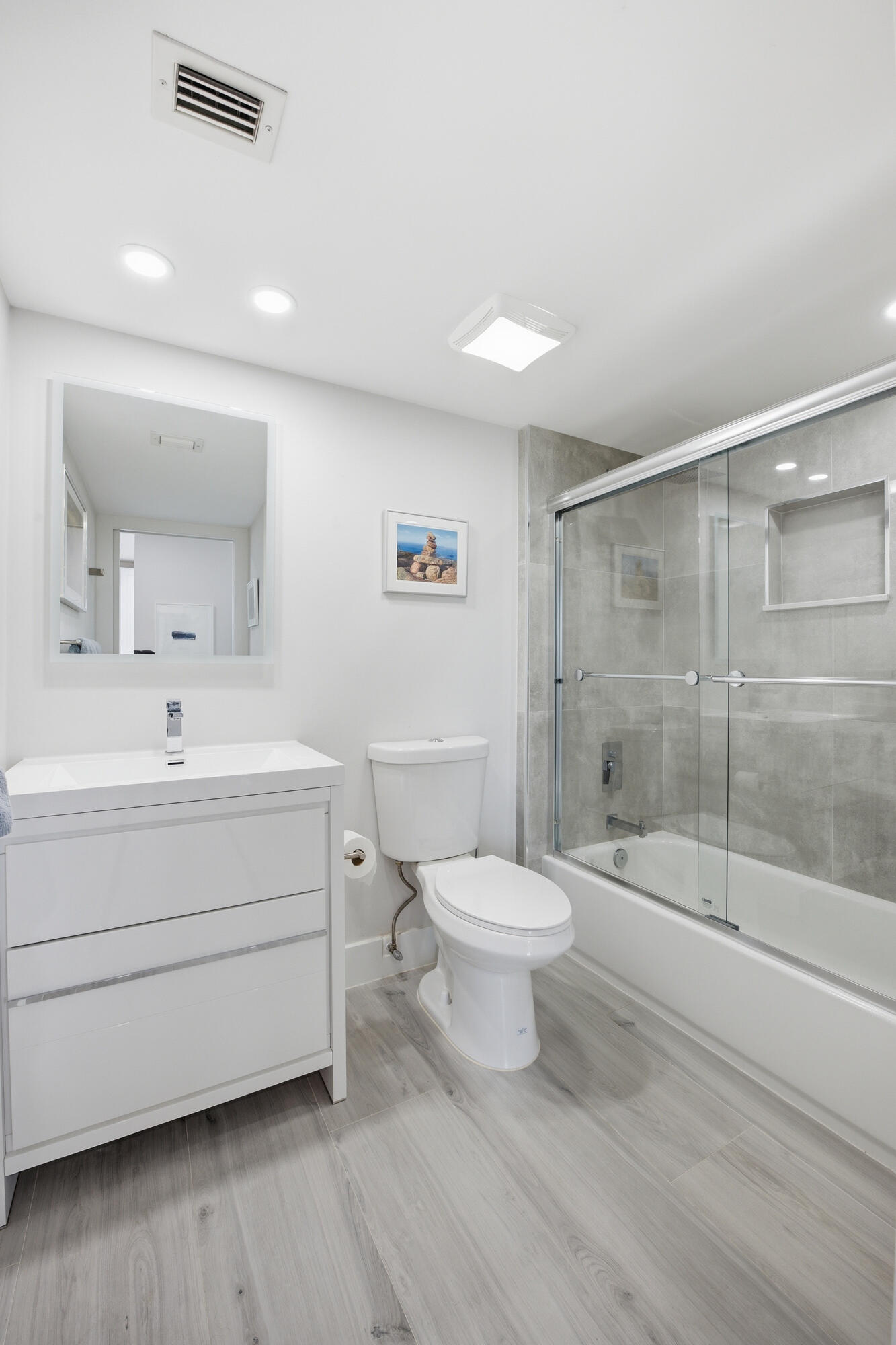 7768 Lakeside #515, Boca Raton FL 33434