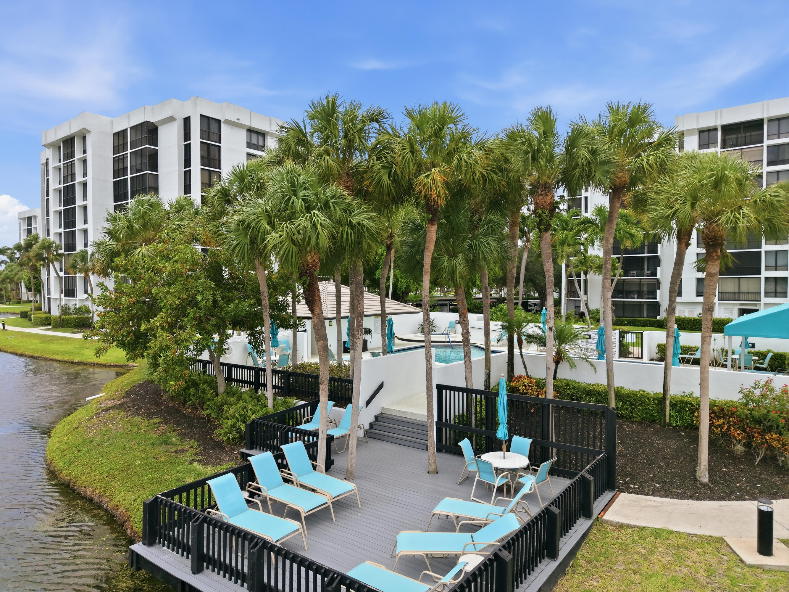 7768 Lakeside #515, Boca Raton FL 33434