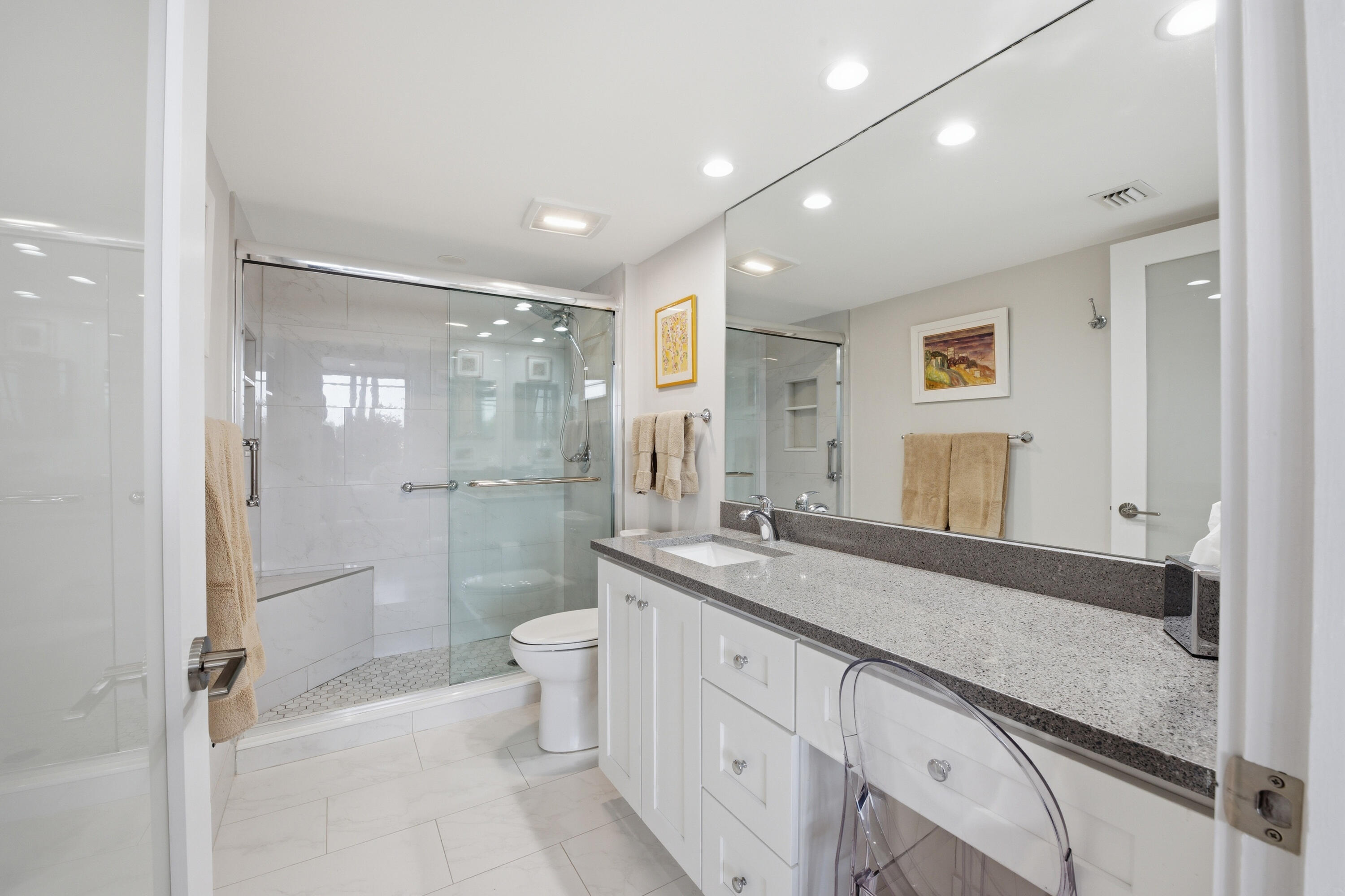7768 Lakeside #515, Boca Raton FL 33434