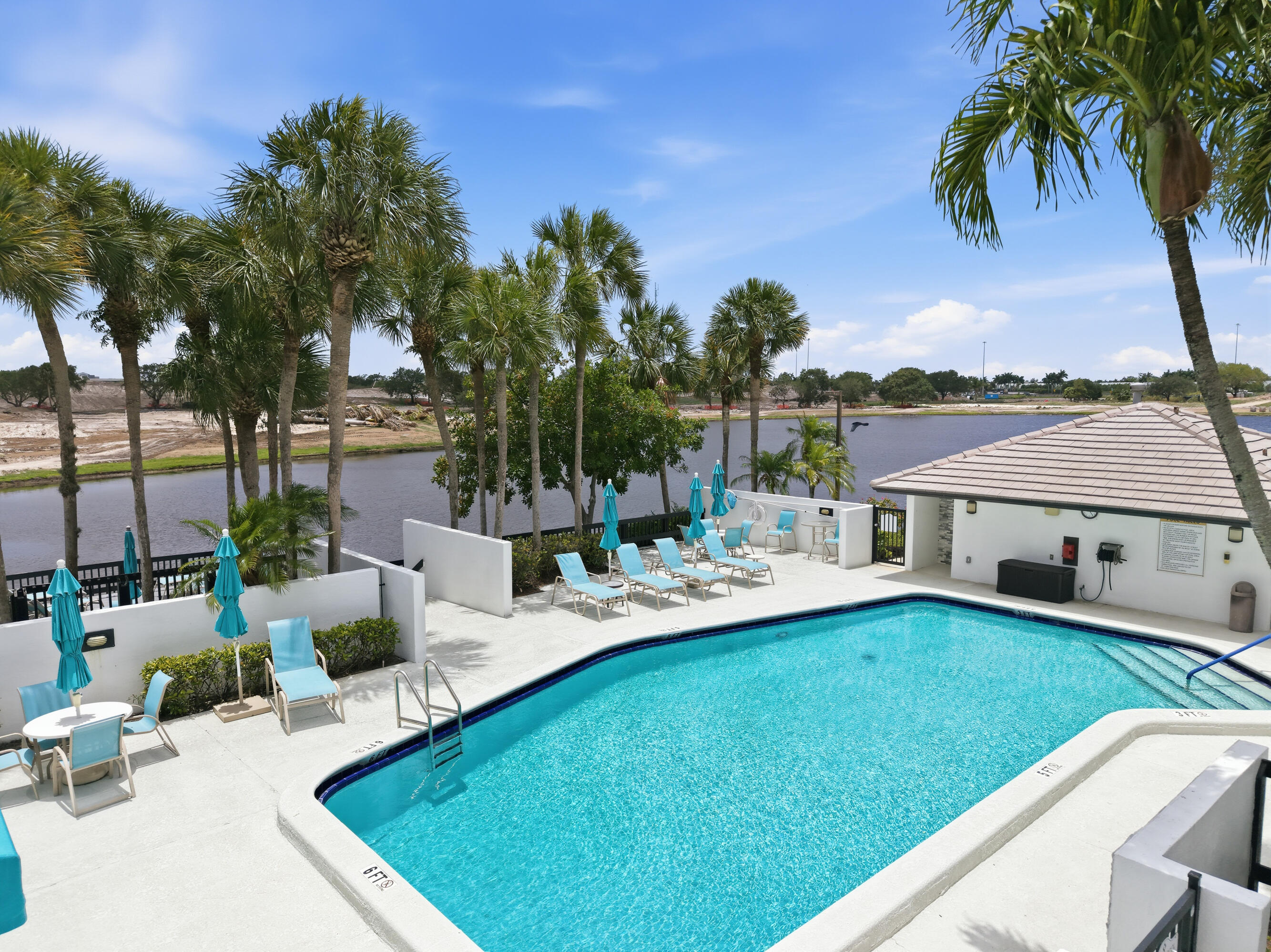 7768 Lakeside #515, Boca Raton FL 33434