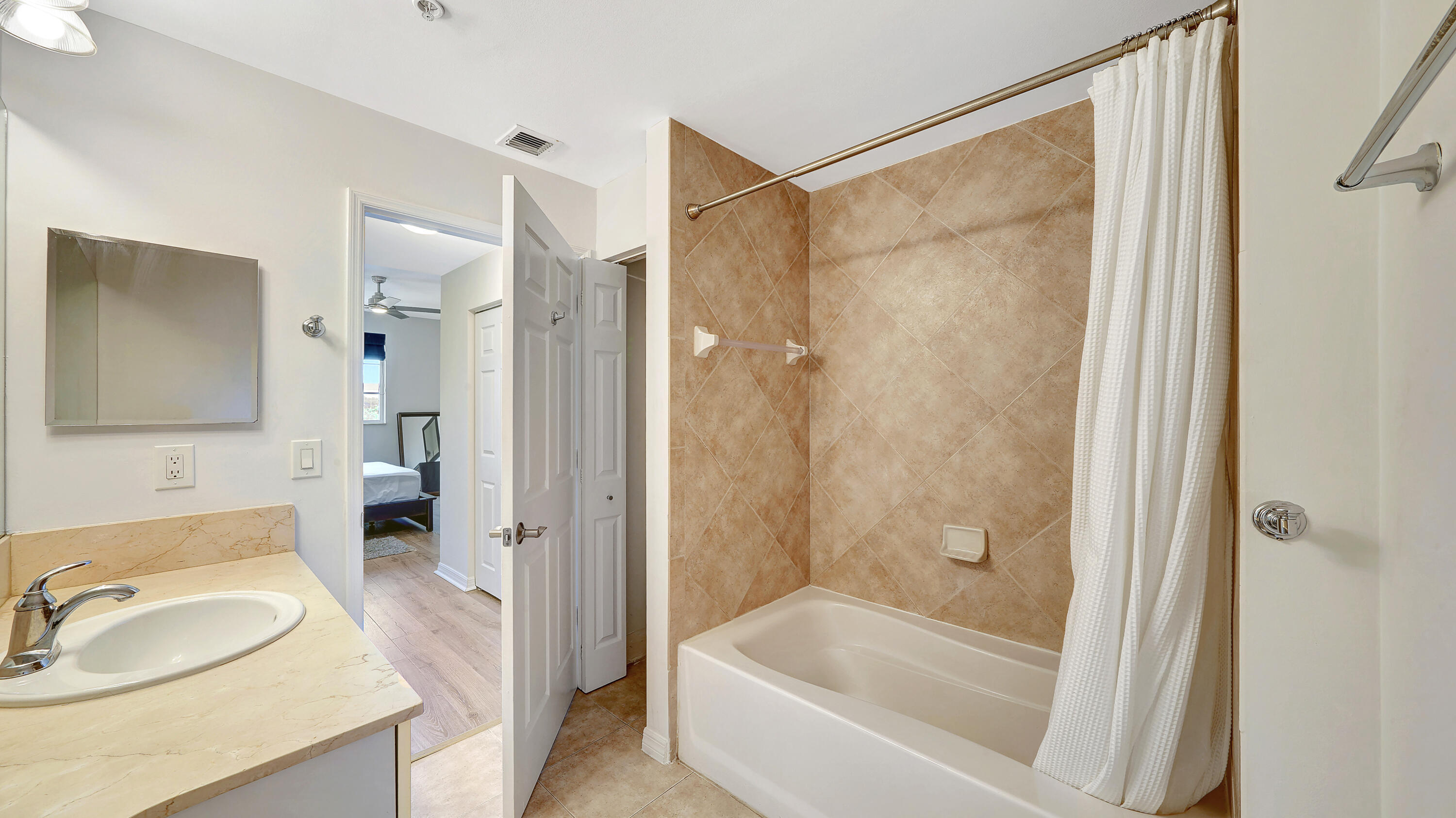 233 S Federal #425, Boca Raton FL 33432