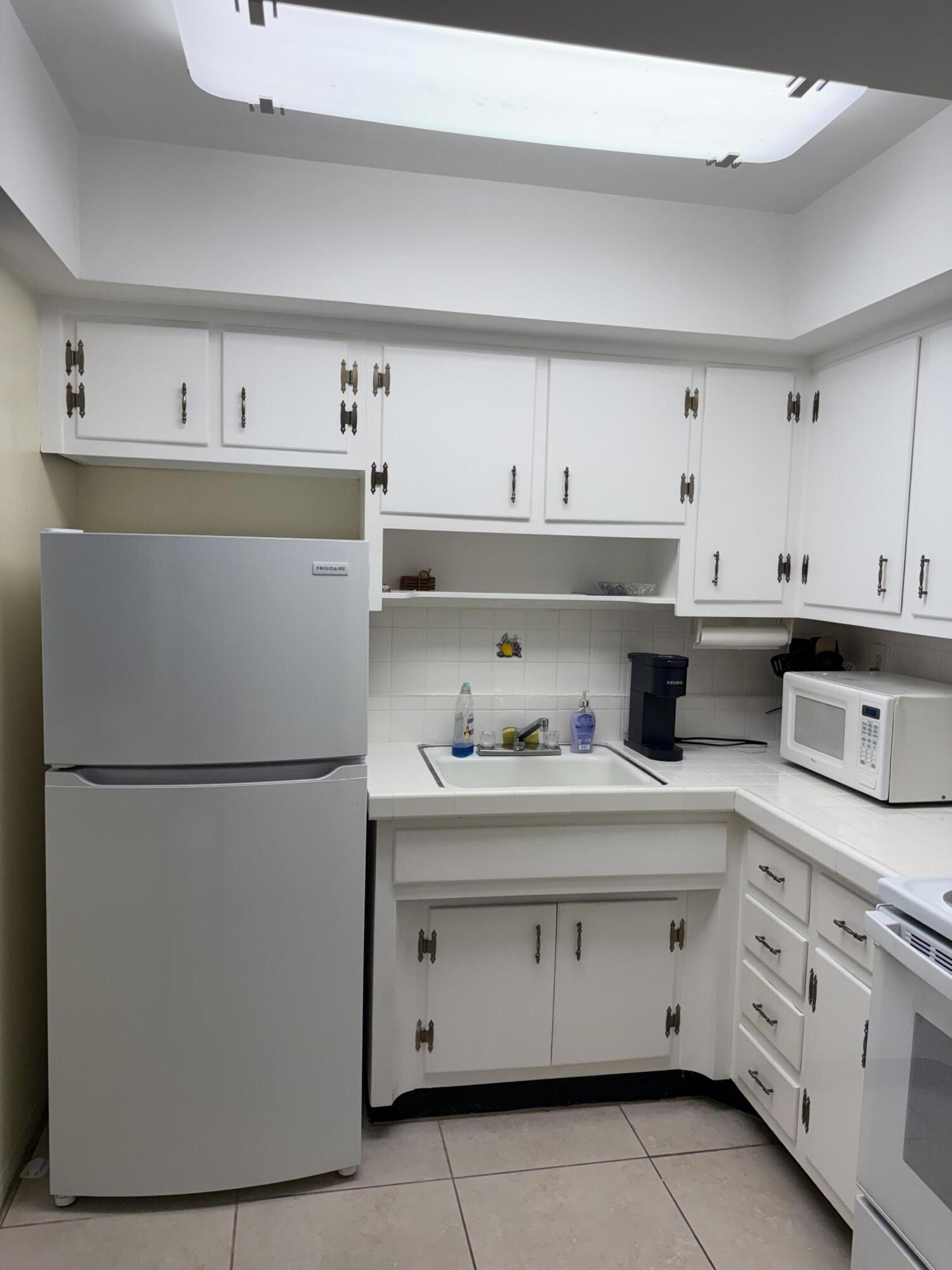 2841 NE 32nd #2, Fort Lauderdale FL 33306