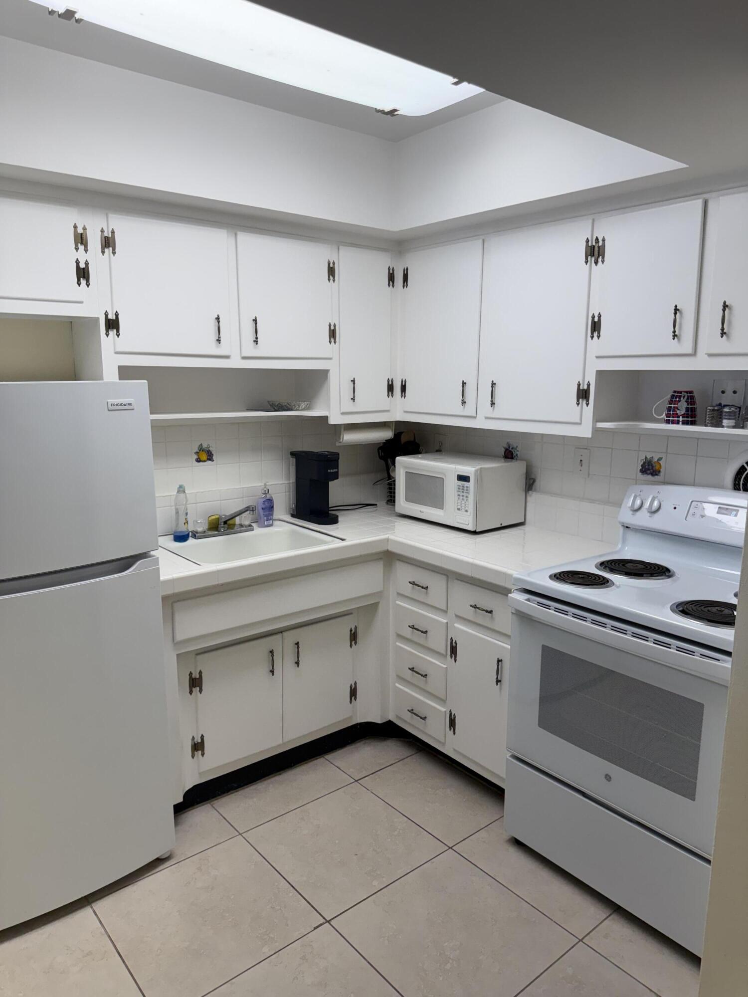 2841 NE 32nd #2, Fort Lauderdale FL 33306