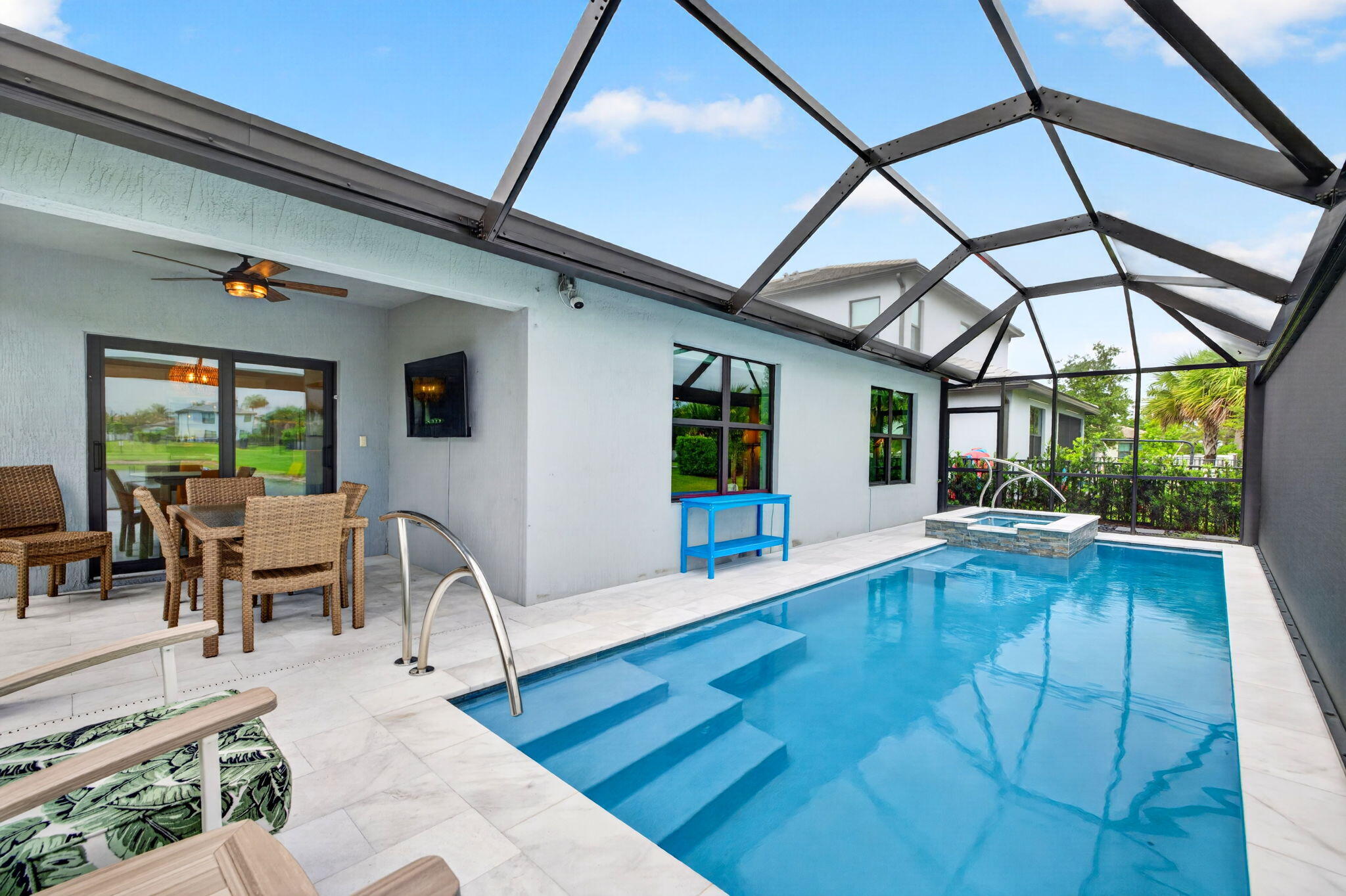 3165 Tamarind, Lauderdale Lakes FL 33311