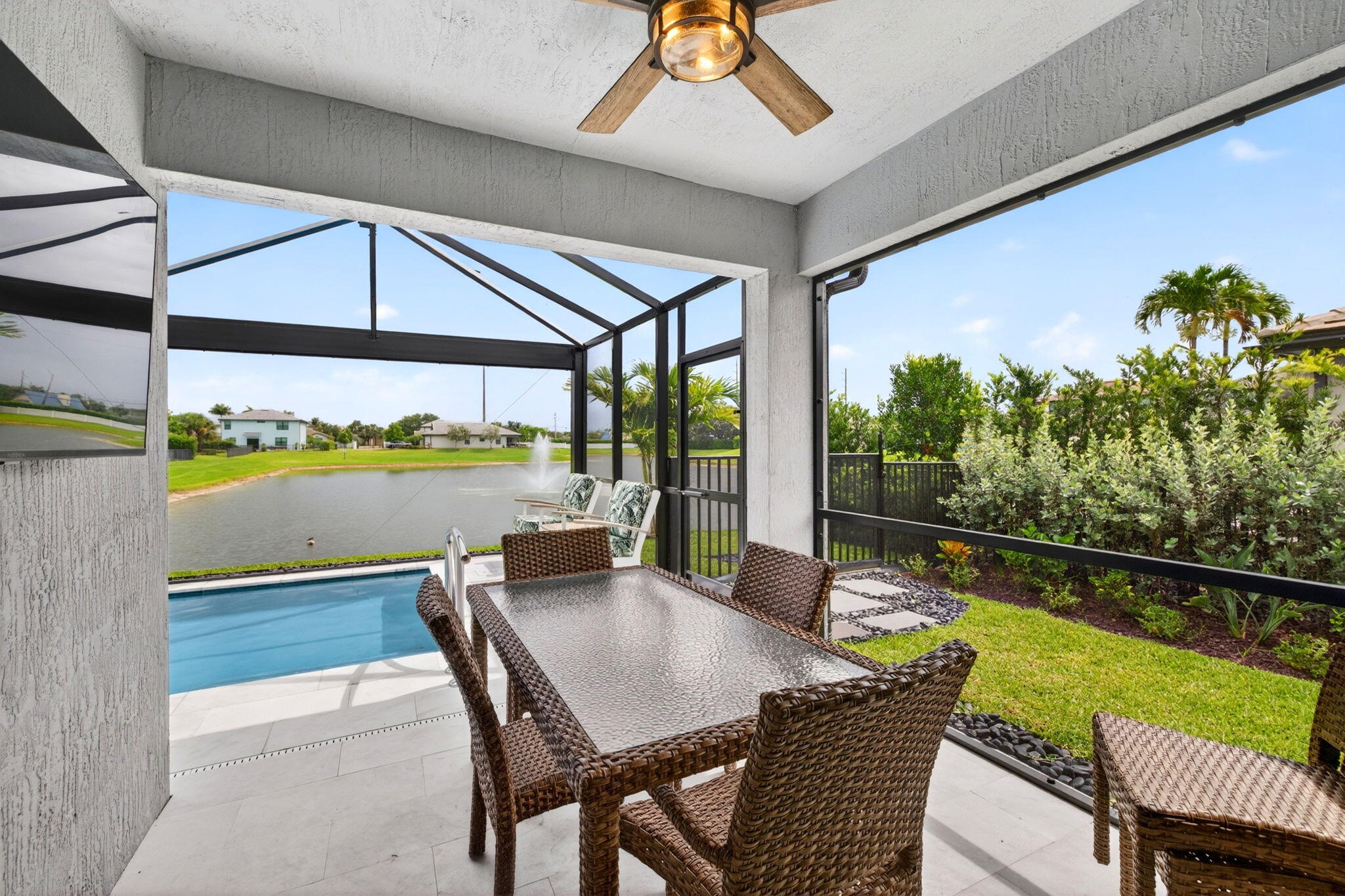 3165 Tamarind, Lauderdale Lakes FL 33311