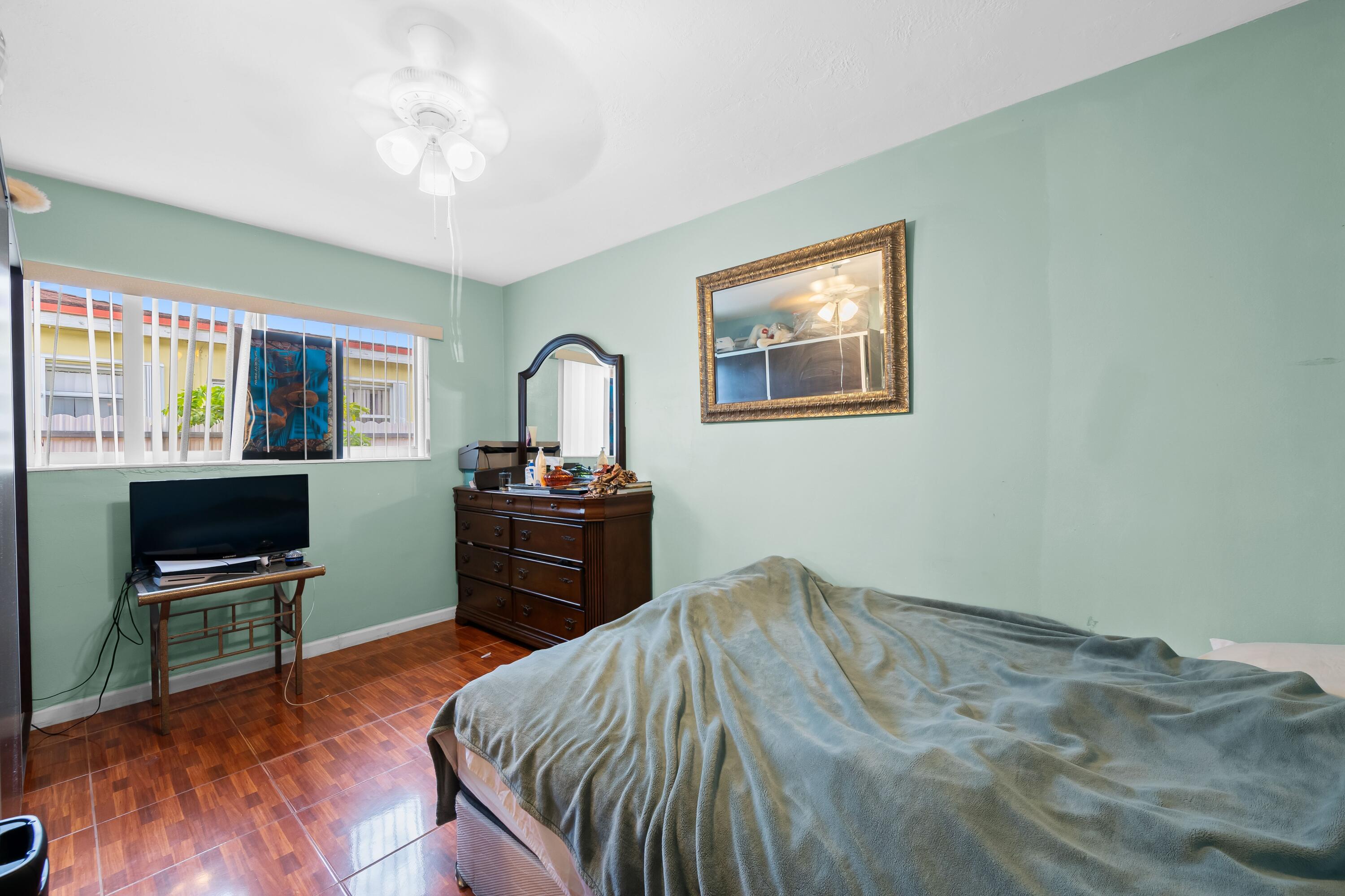 7649 Kismet, Miramar FL 33023