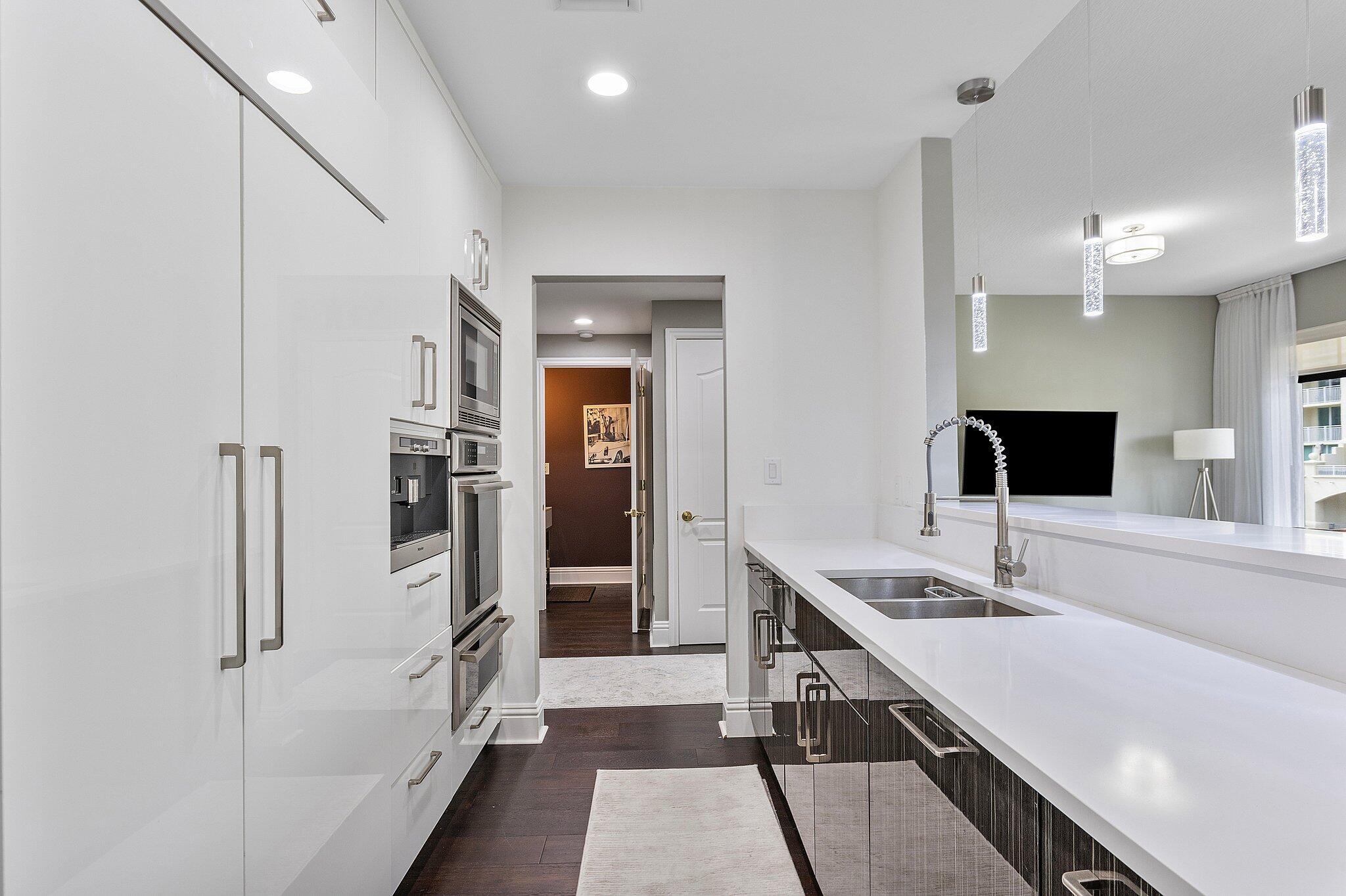 200 E Palmetto Park #10, Boca Raton FL 33432