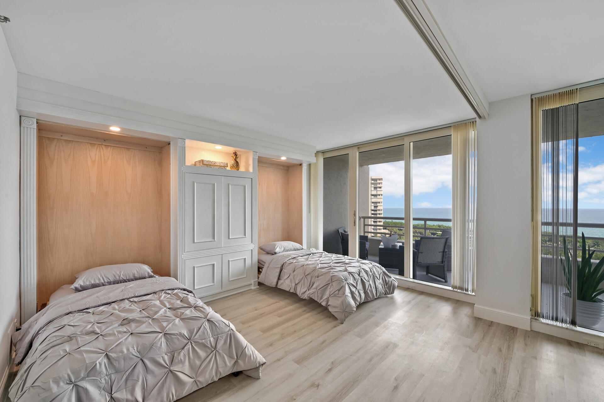 4101 N Ocean #Unit 1008, Boca Raton FL 33431