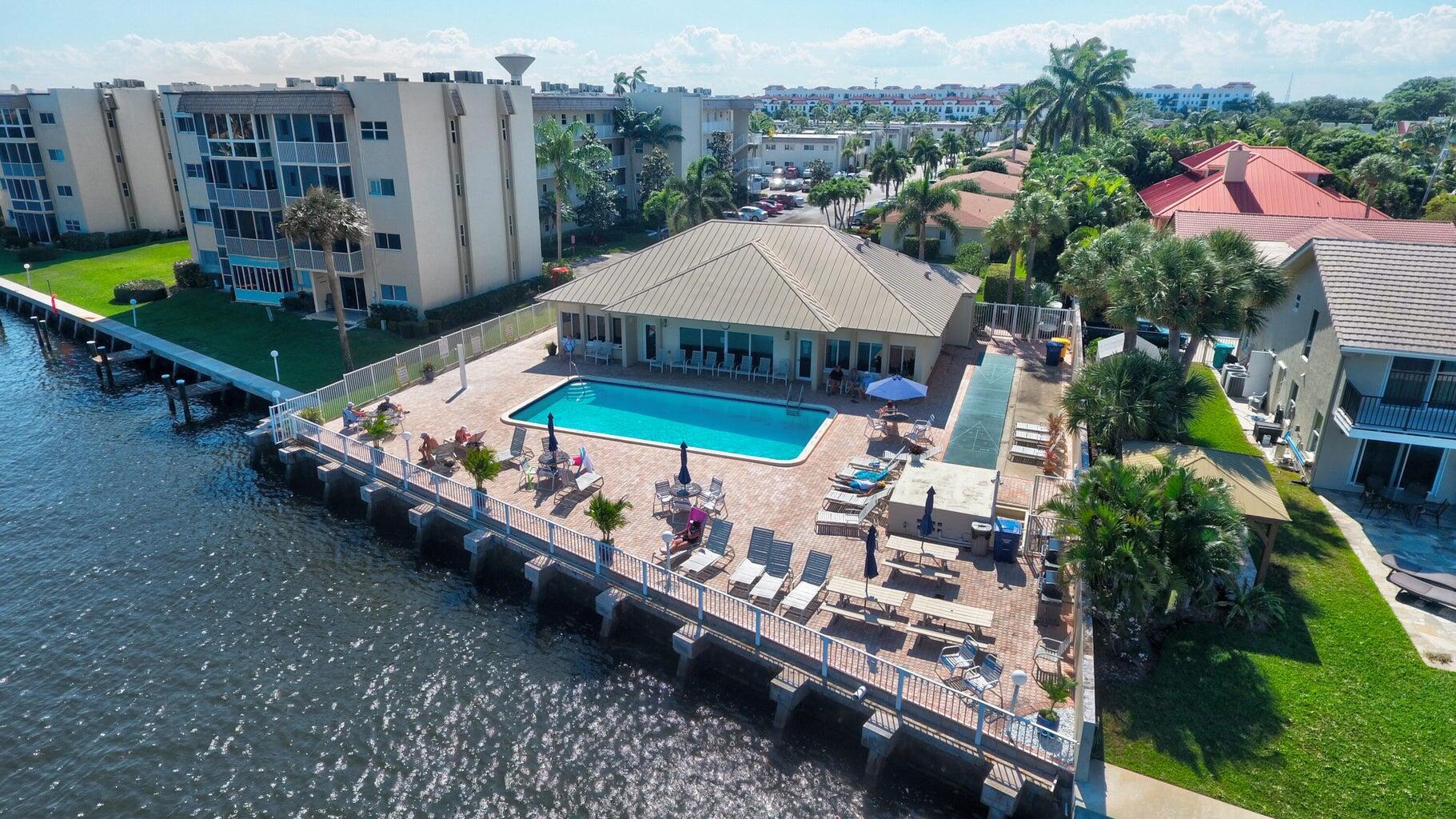 650 Snug Harbor #G301, Boynton Beach FL 33435