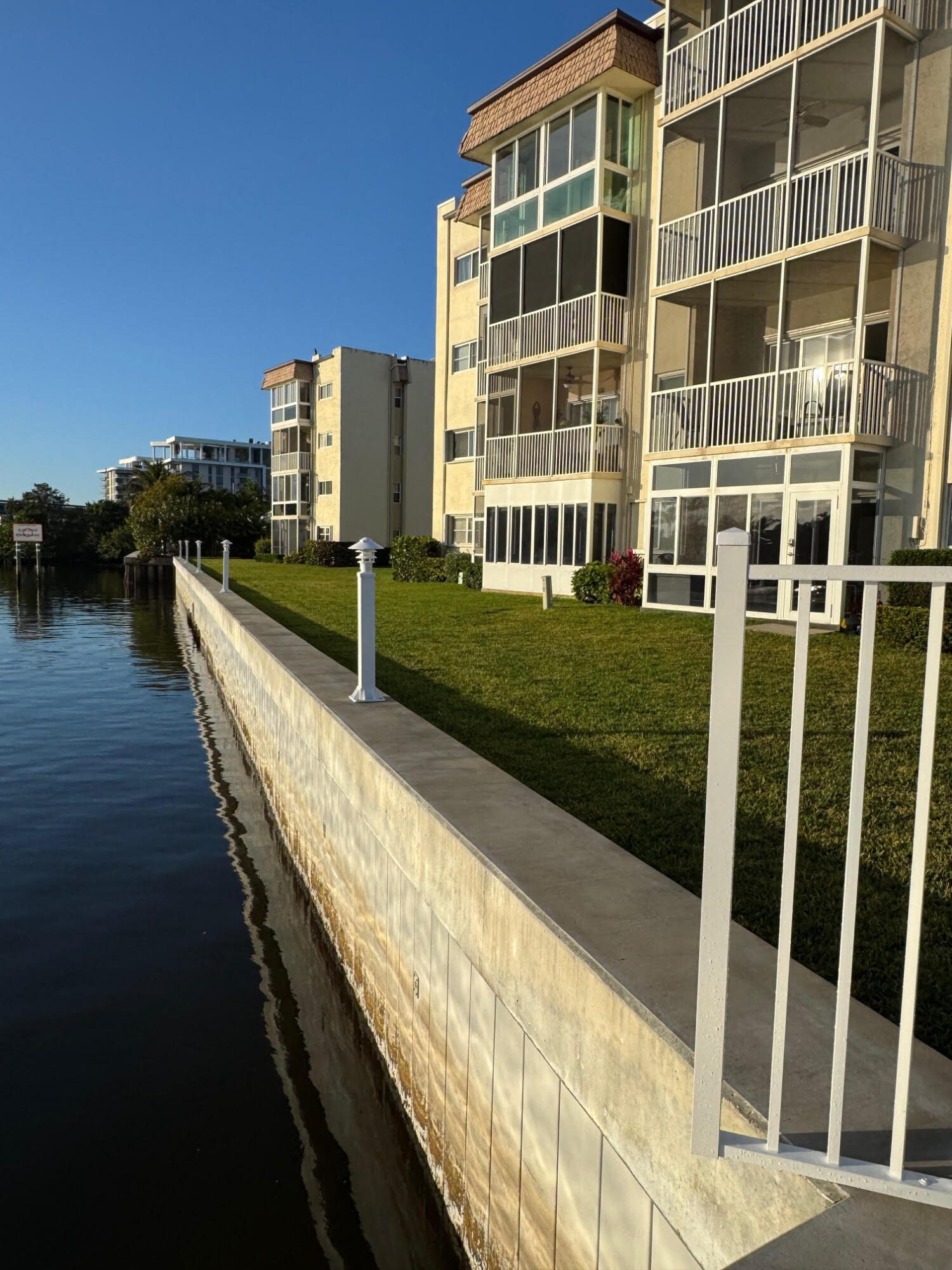 650 Snug Harbor #G301, Boynton Beach FL 33435
