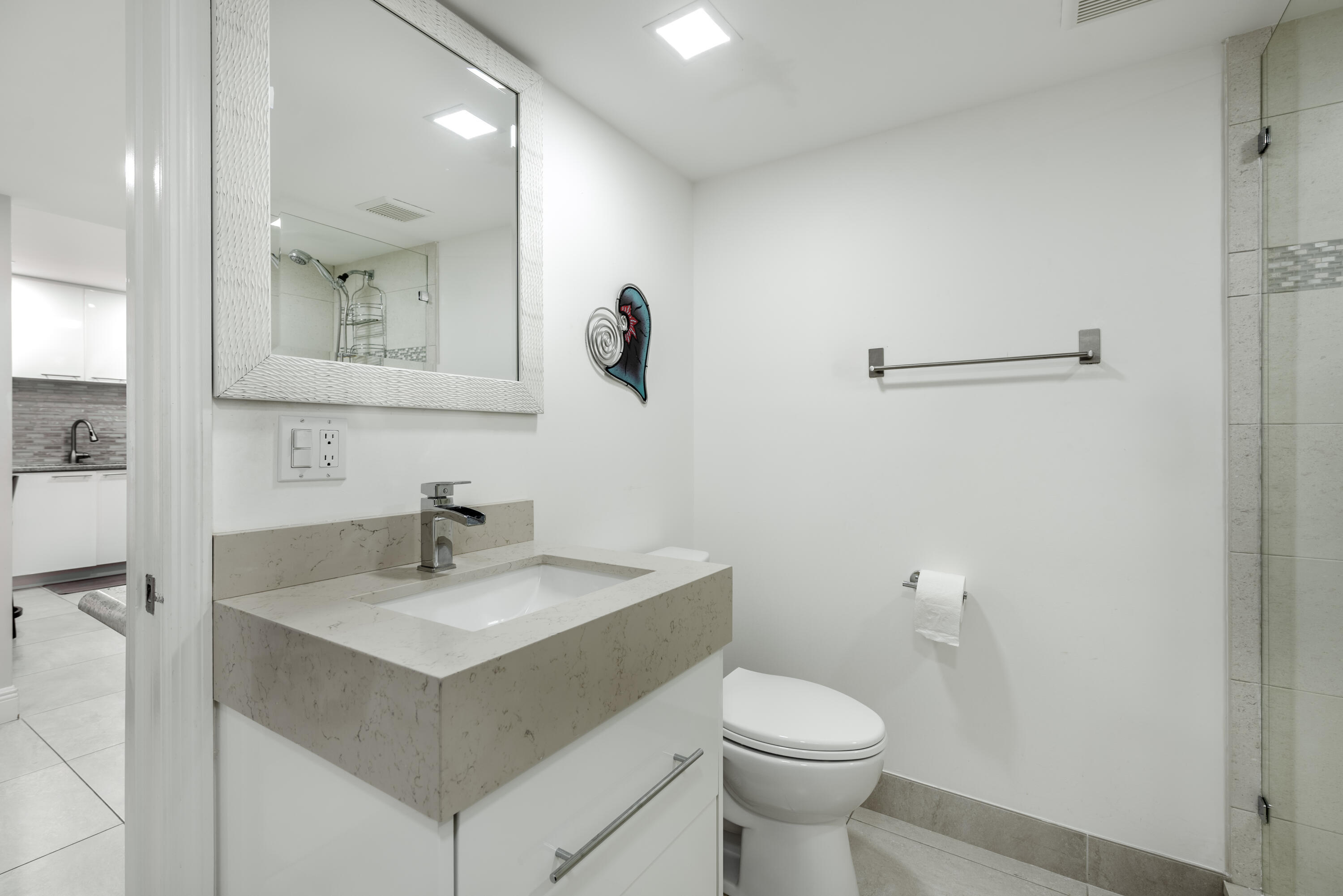 7509 Glendevon #1002, Delray Beach FL 33446