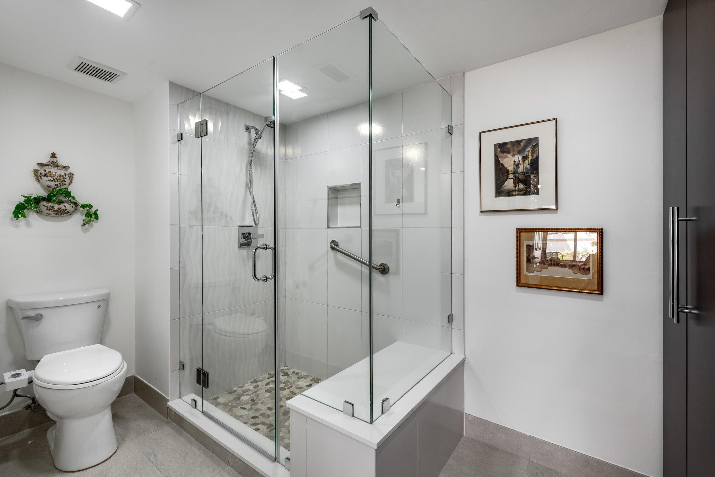 7509 Glendevon #1002, Delray Beach FL 33446