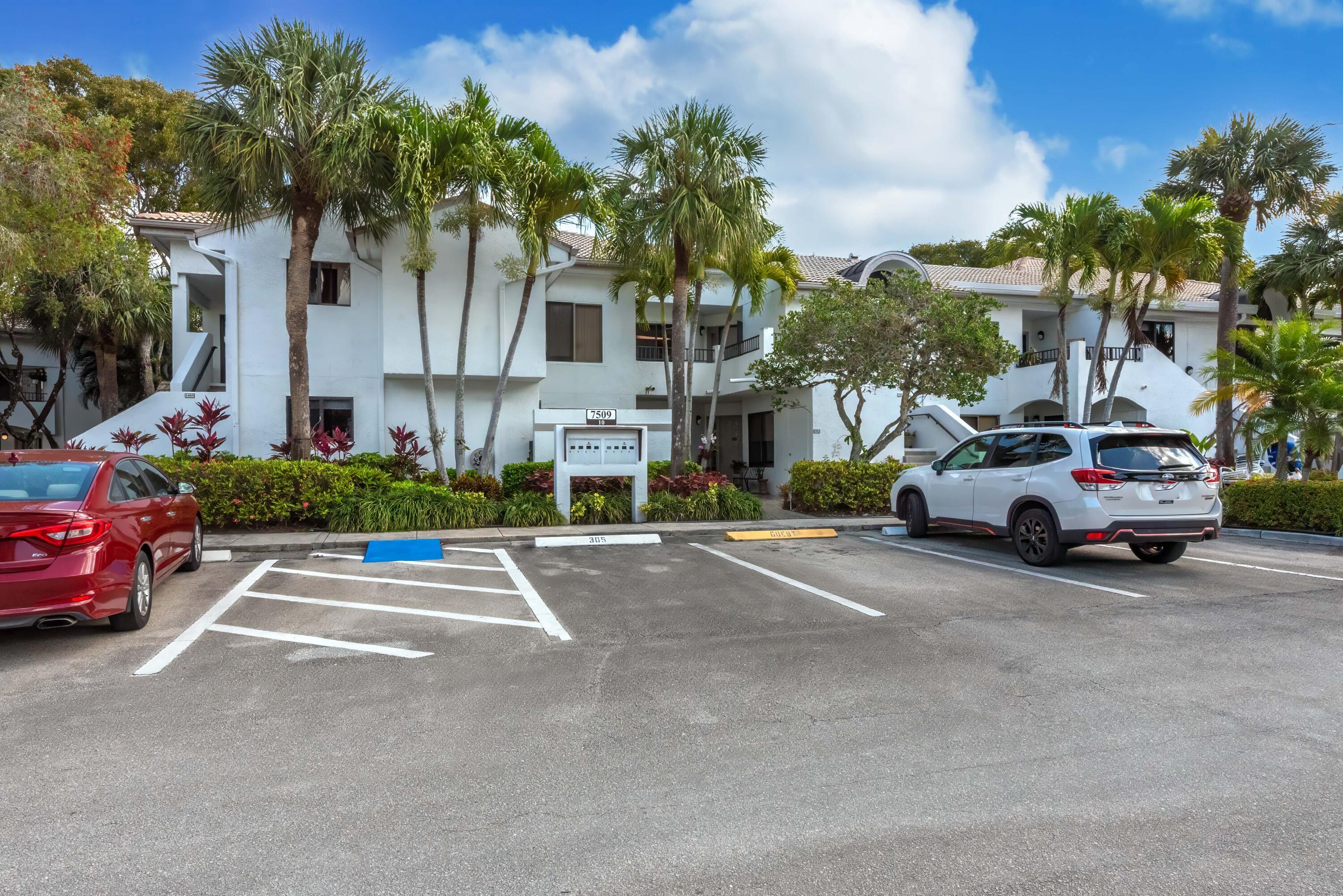7509 Glendevon #1002, Delray Beach FL 33446
