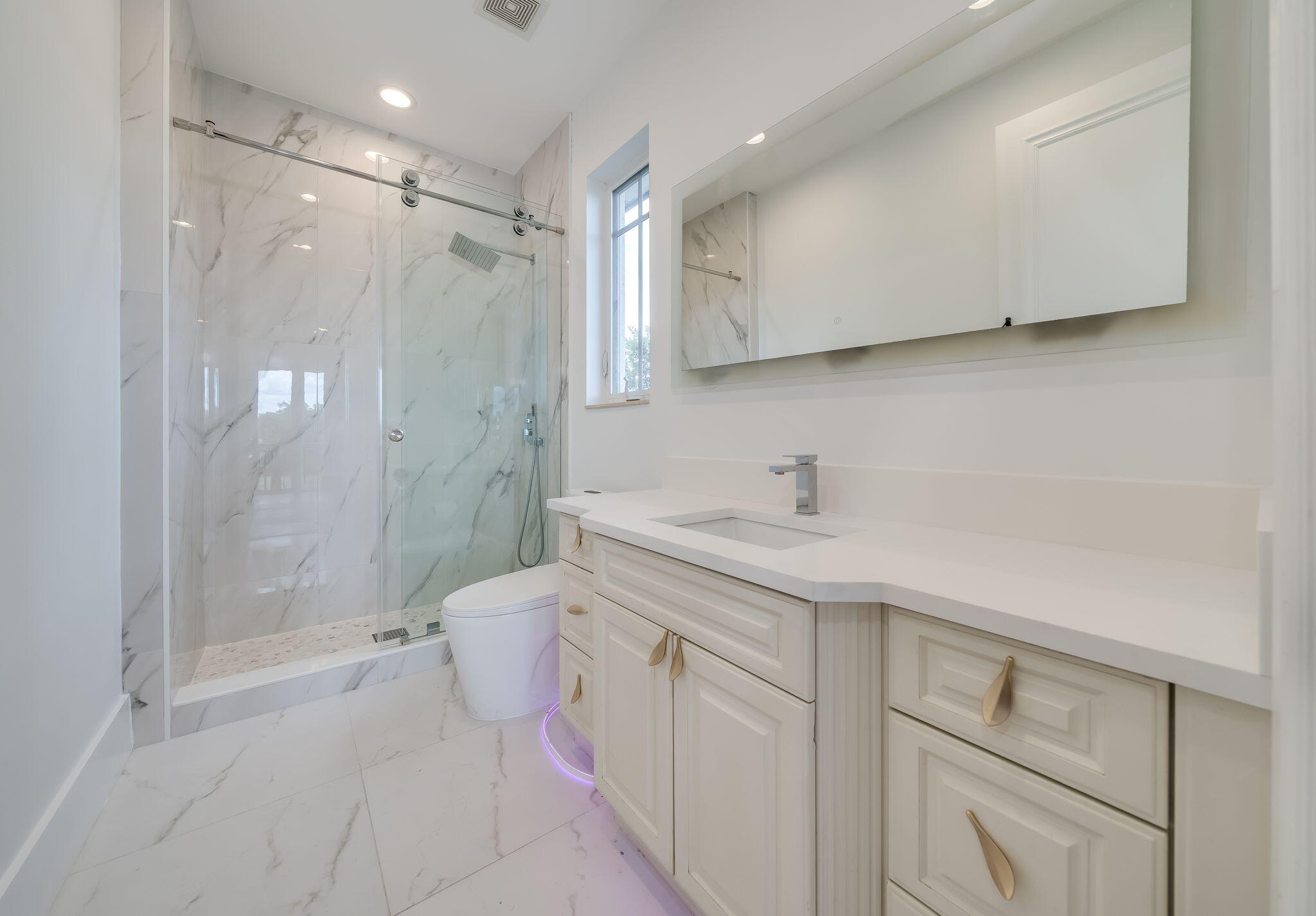 17593 Middle Lake, Boca Raton FL 33496