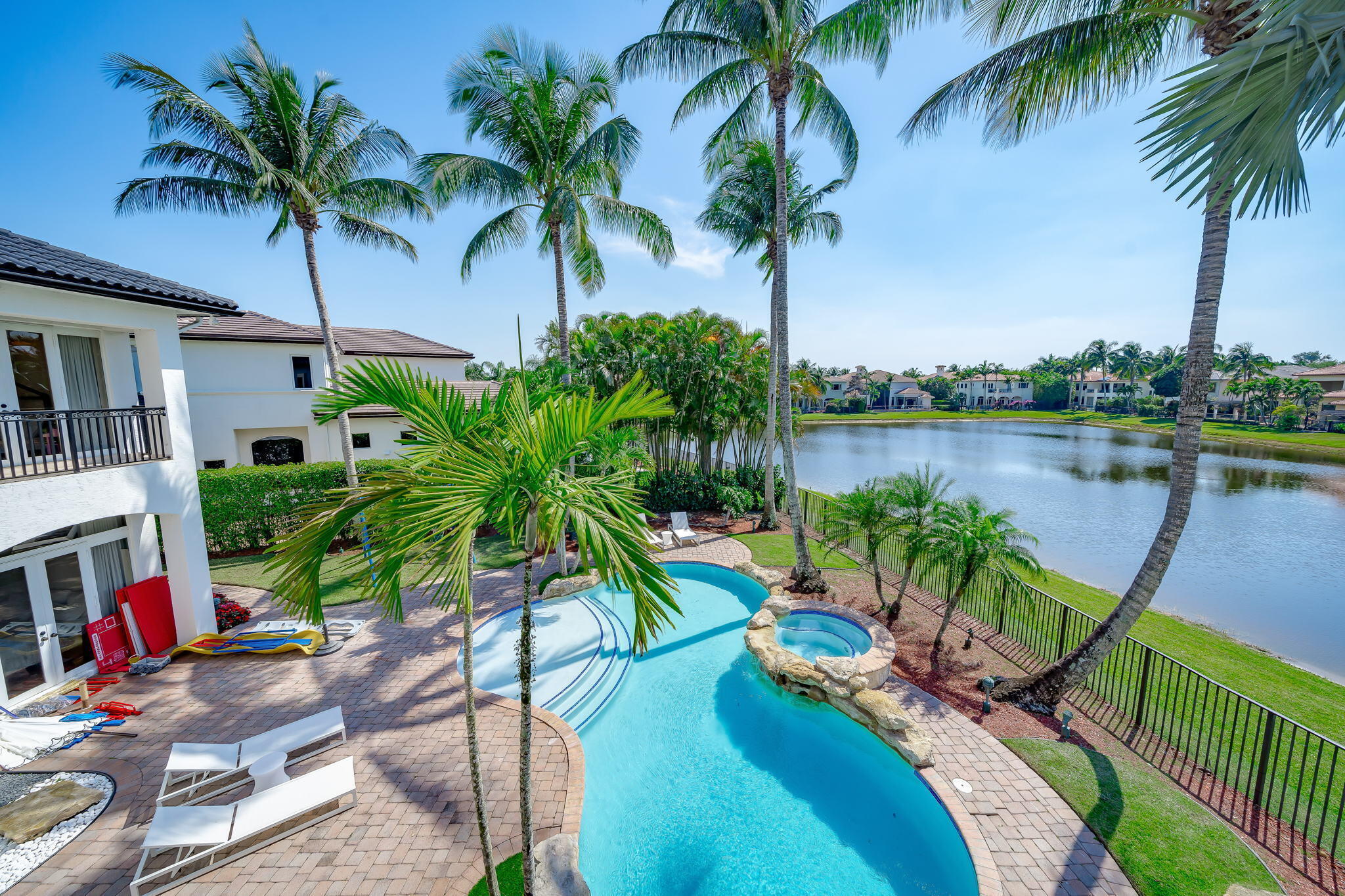17593 Middle Lake, Boca Raton FL 33496