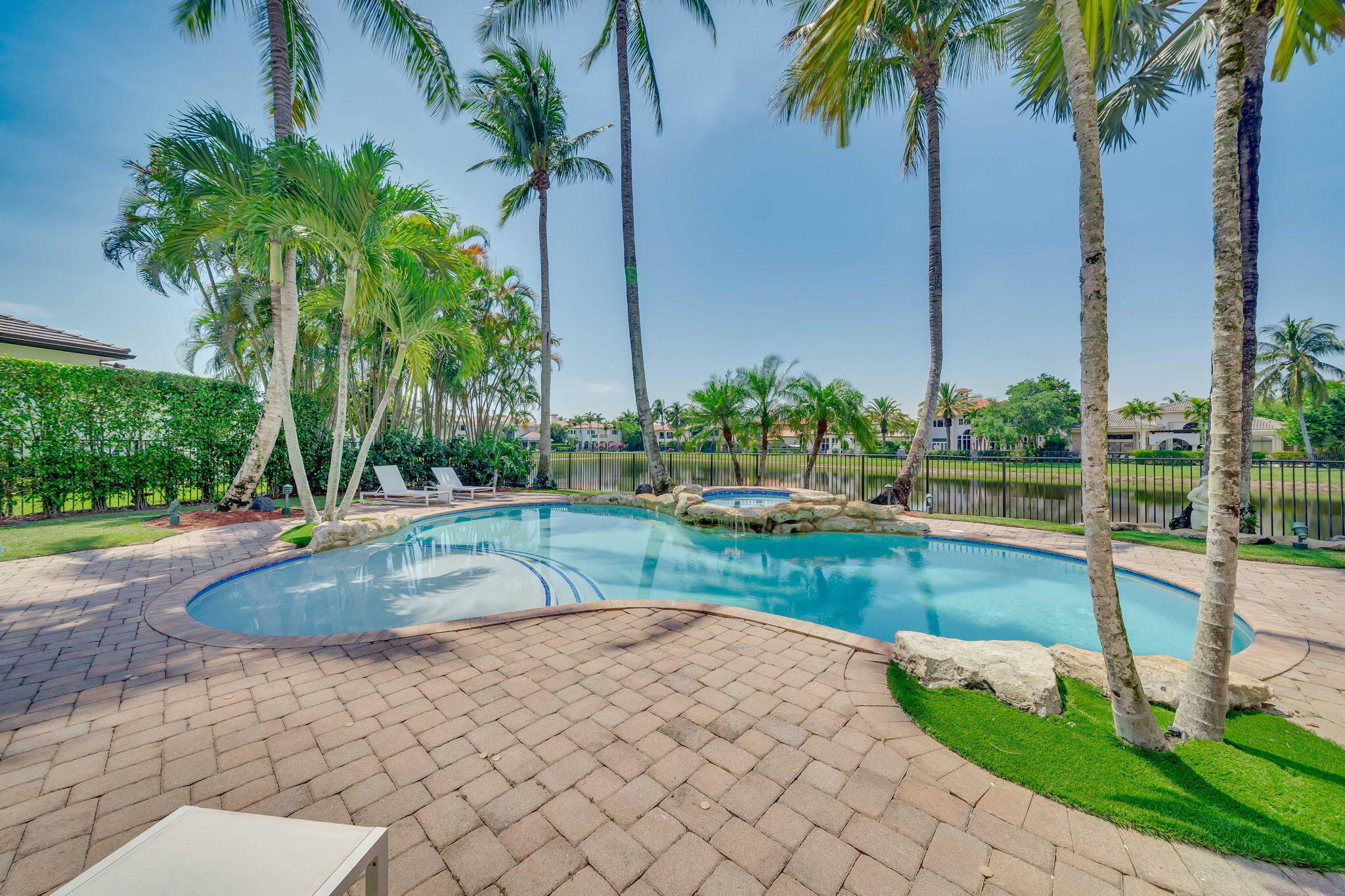 17593 Middle Lake, Boca Raton FL 33496