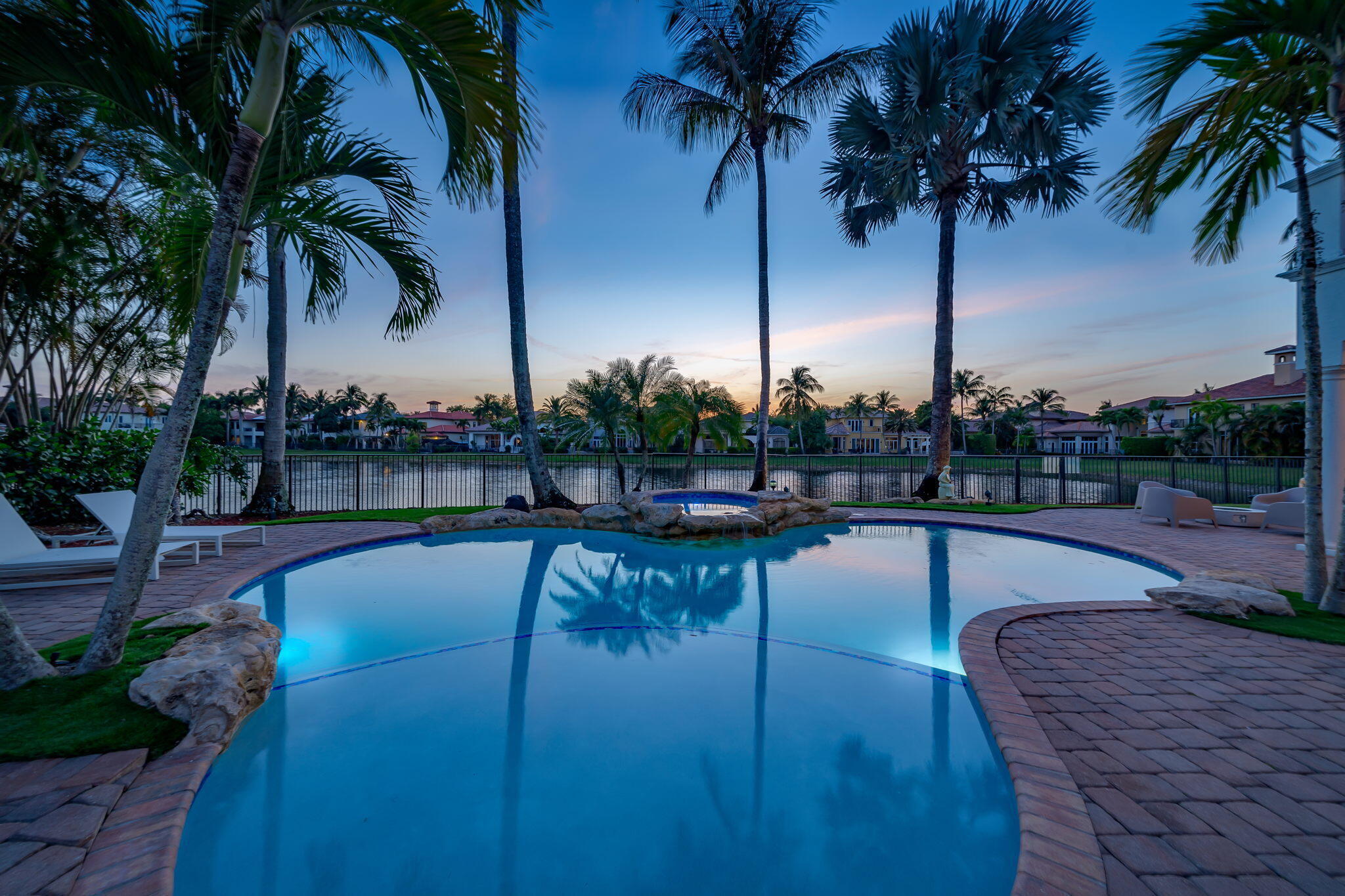 17593 Middle Lake, Boca Raton FL 33496