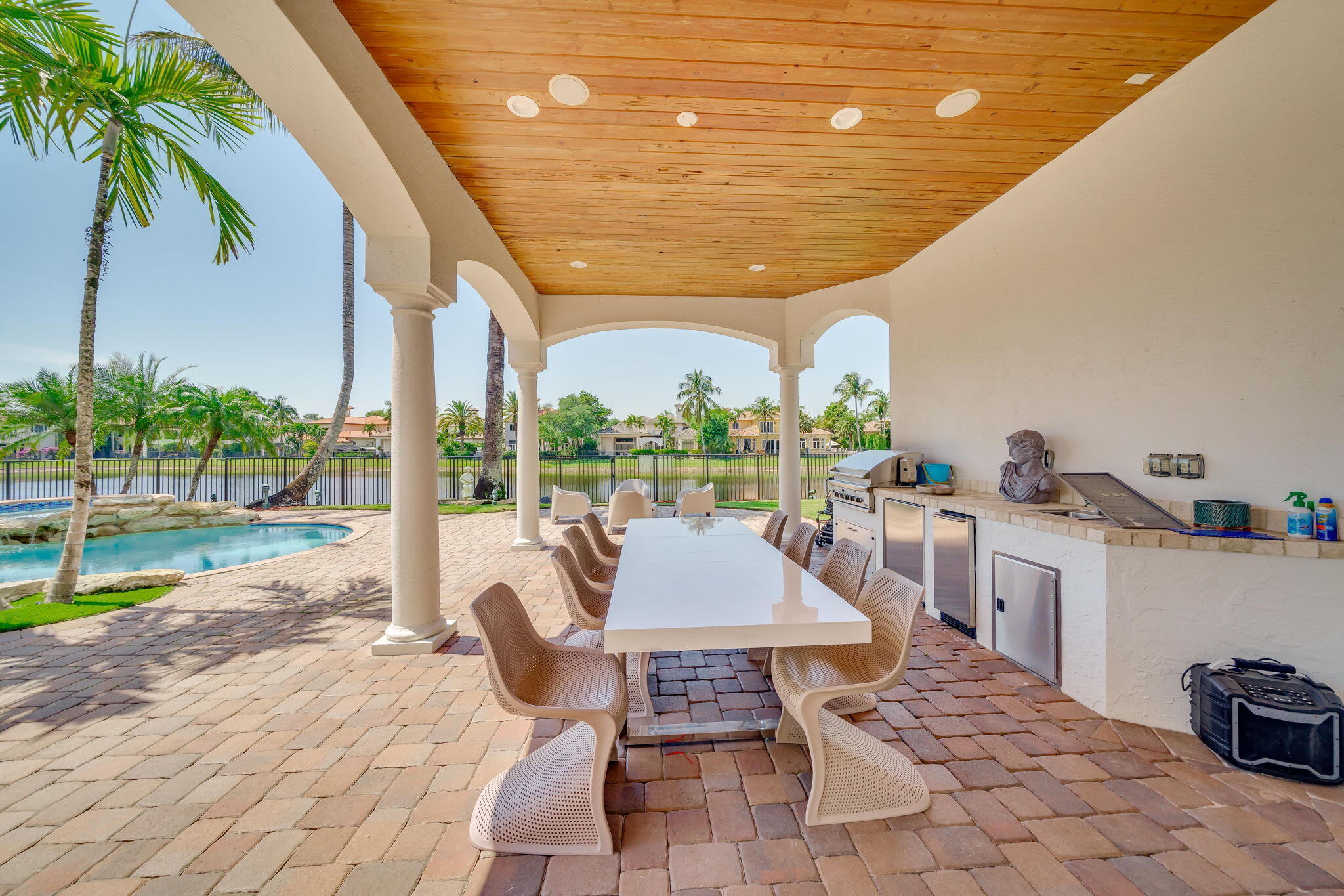 17593 Middle Lake, Boca Raton FL 33496
