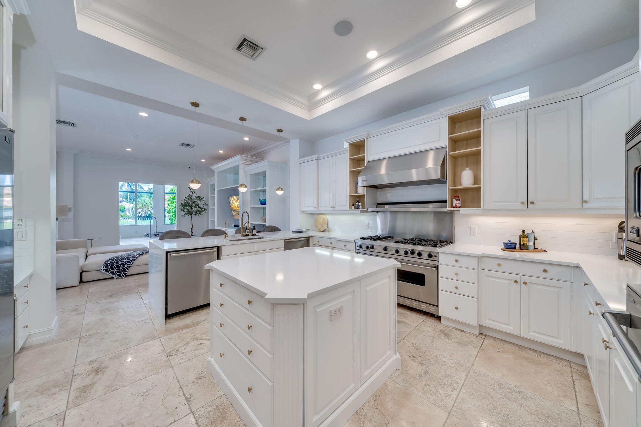 17593 Middle Lake, Boca Raton FL 33496