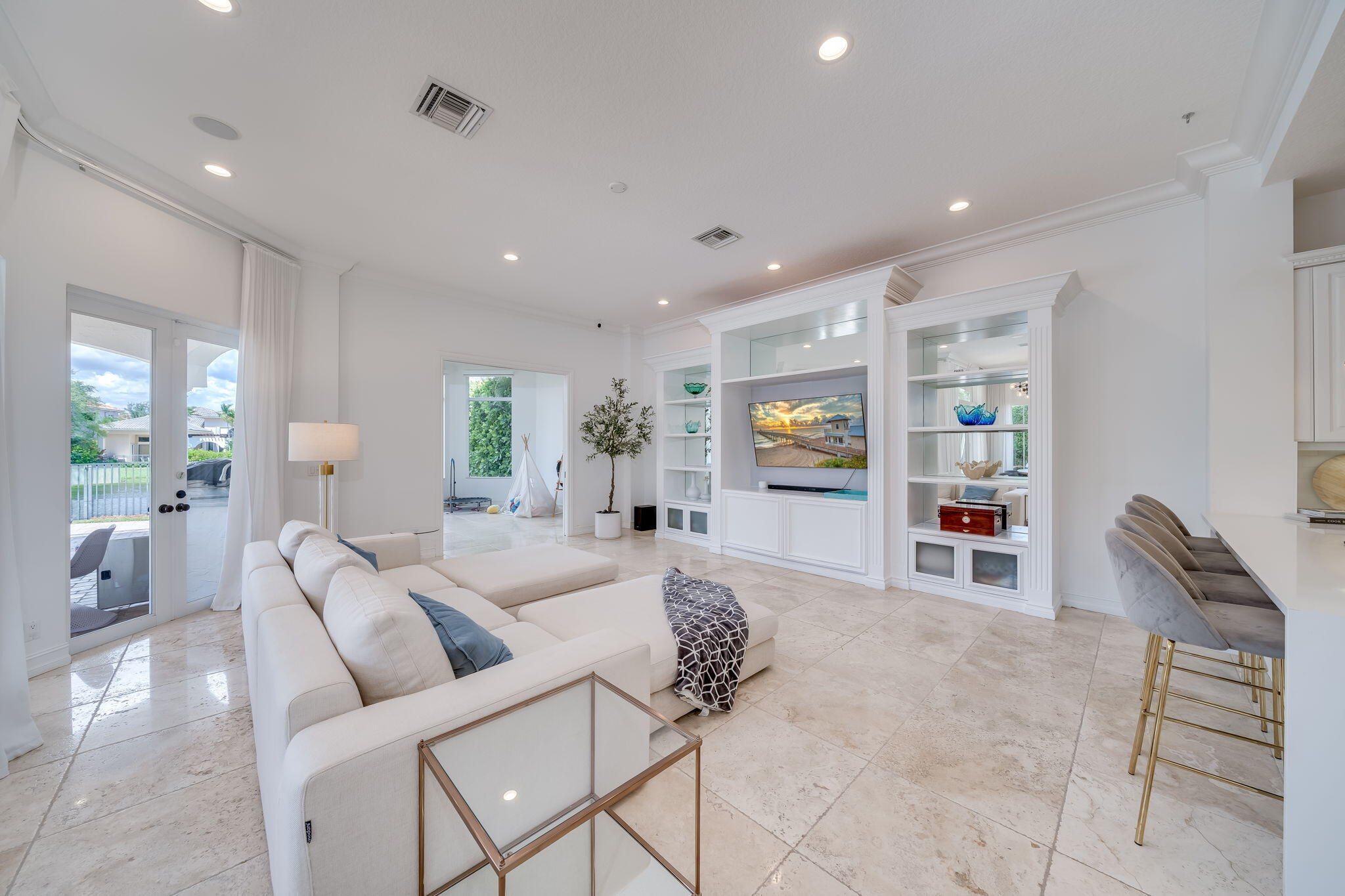 17593 Middle Lake, Boca Raton FL 33496