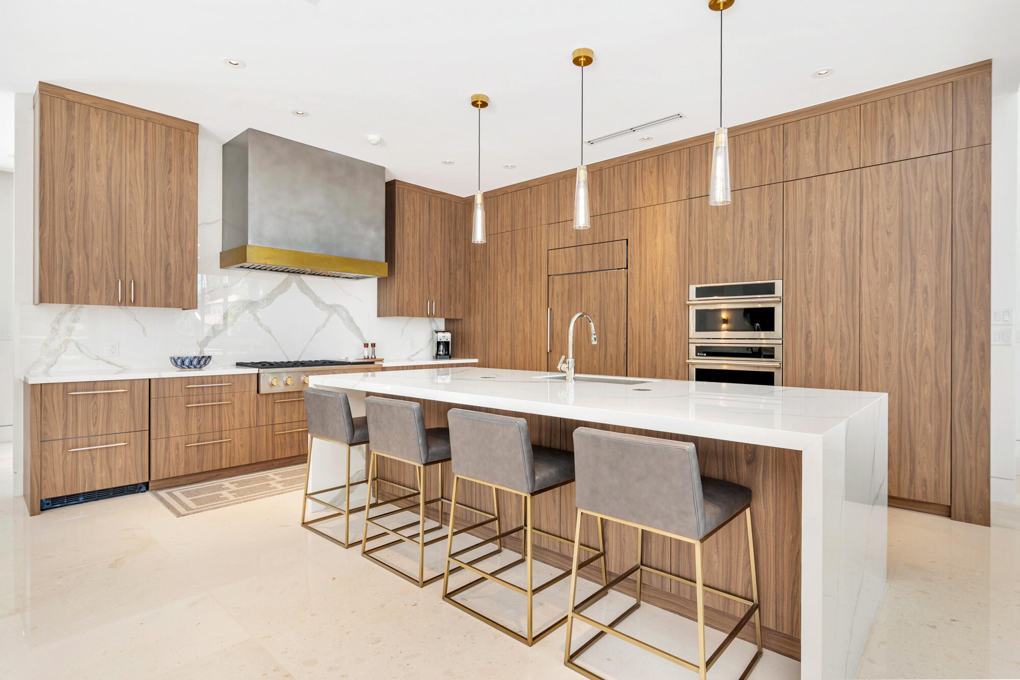 135 Churchill, West Palm Beach FL 33405