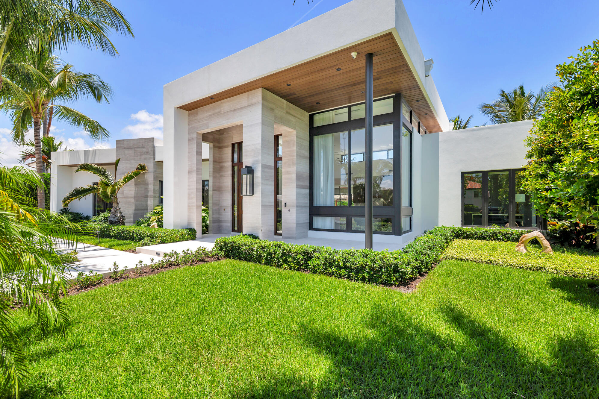 135 Churchill, West Palm Beach FL 33405