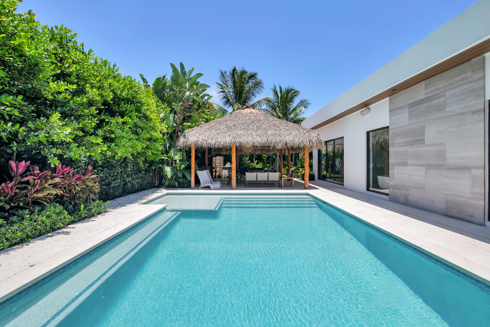 135 Churchill, West Palm Beach FL 33405