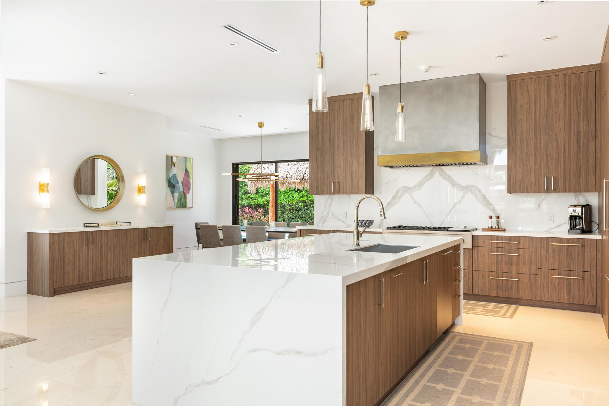 135 Churchill, West Palm Beach FL 33405