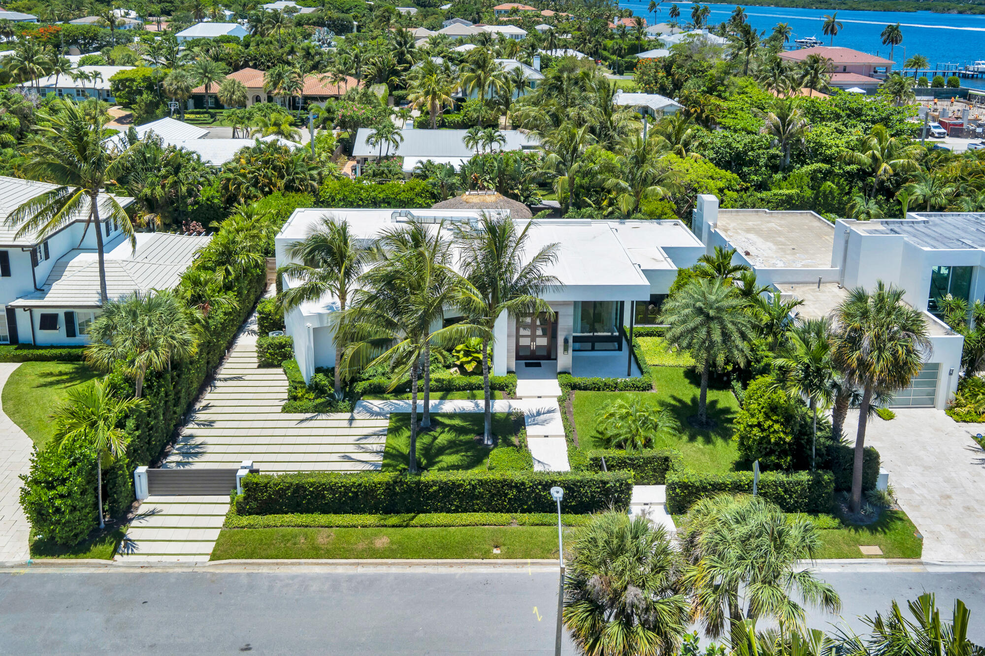 135 Churchill, West Palm Beach FL 33405