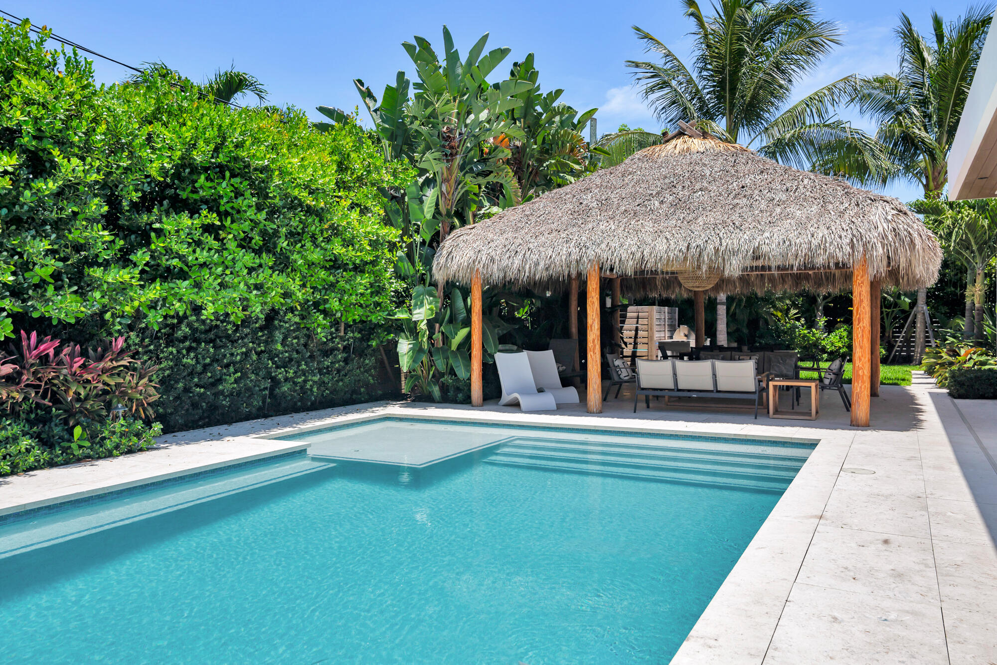 135 Churchill, West Palm Beach FL 33405