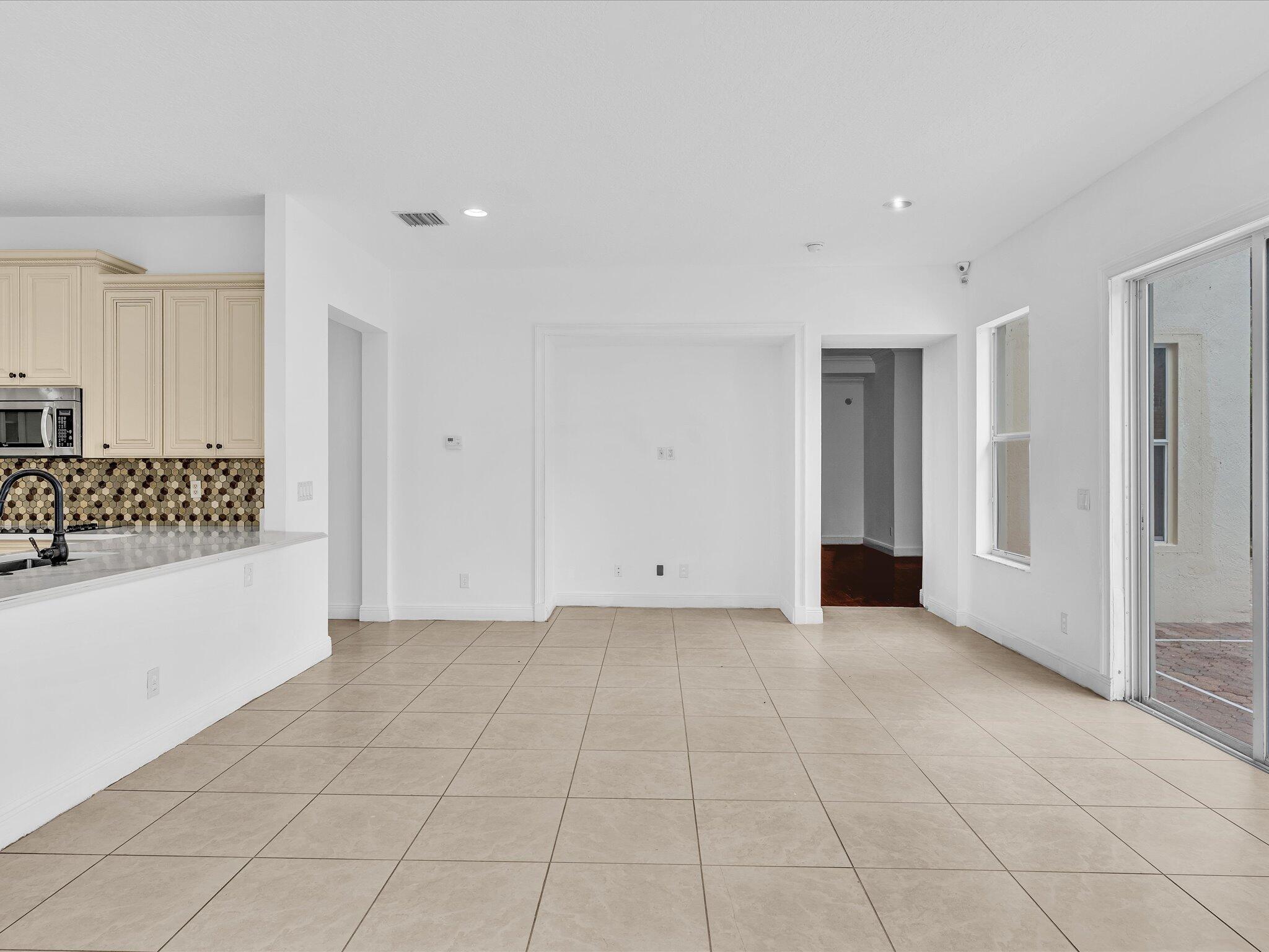 9286 Nugent, West Palm Beach FL 33411
