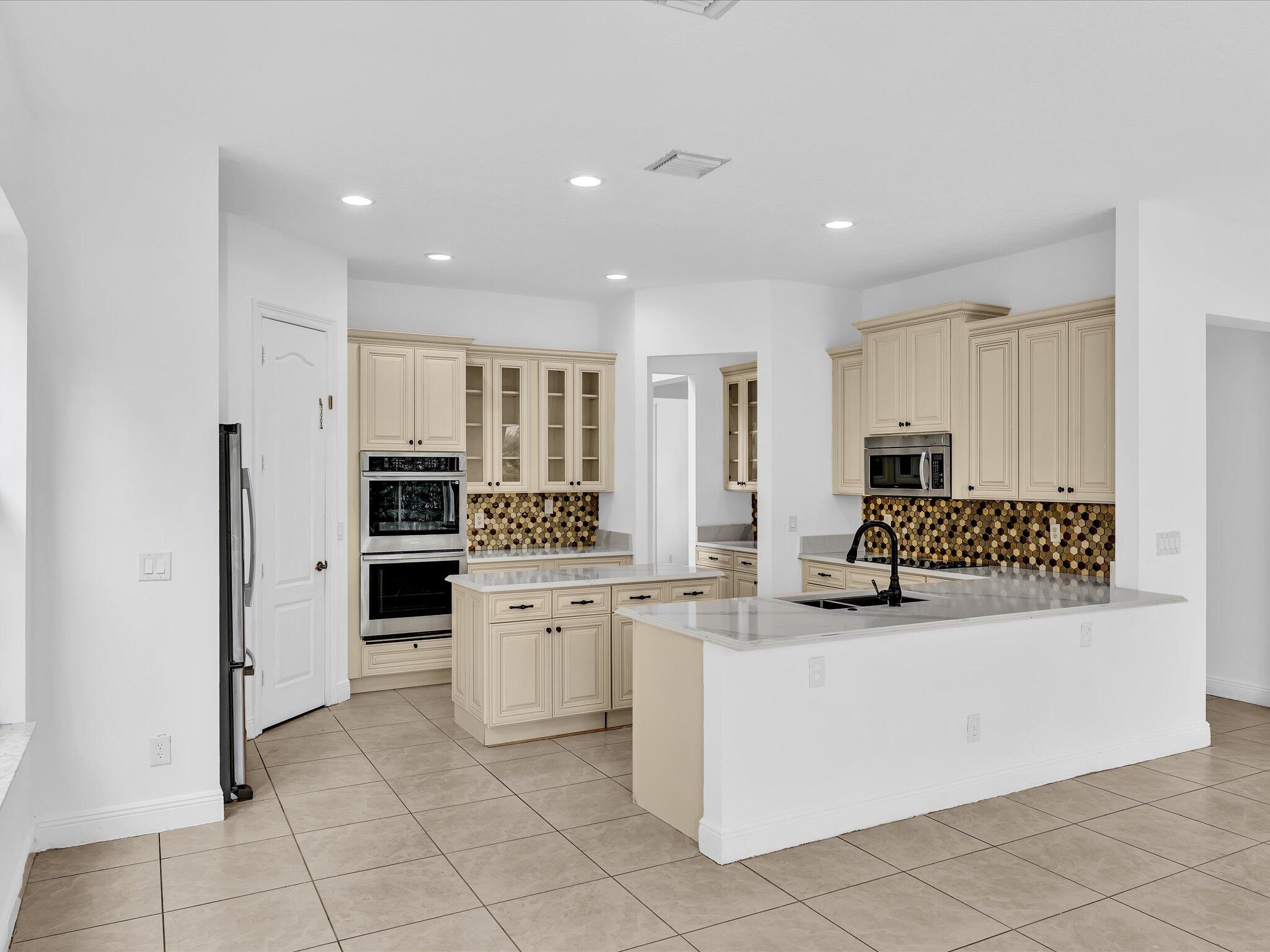 9286 Nugent, West Palm Beach FL 33411