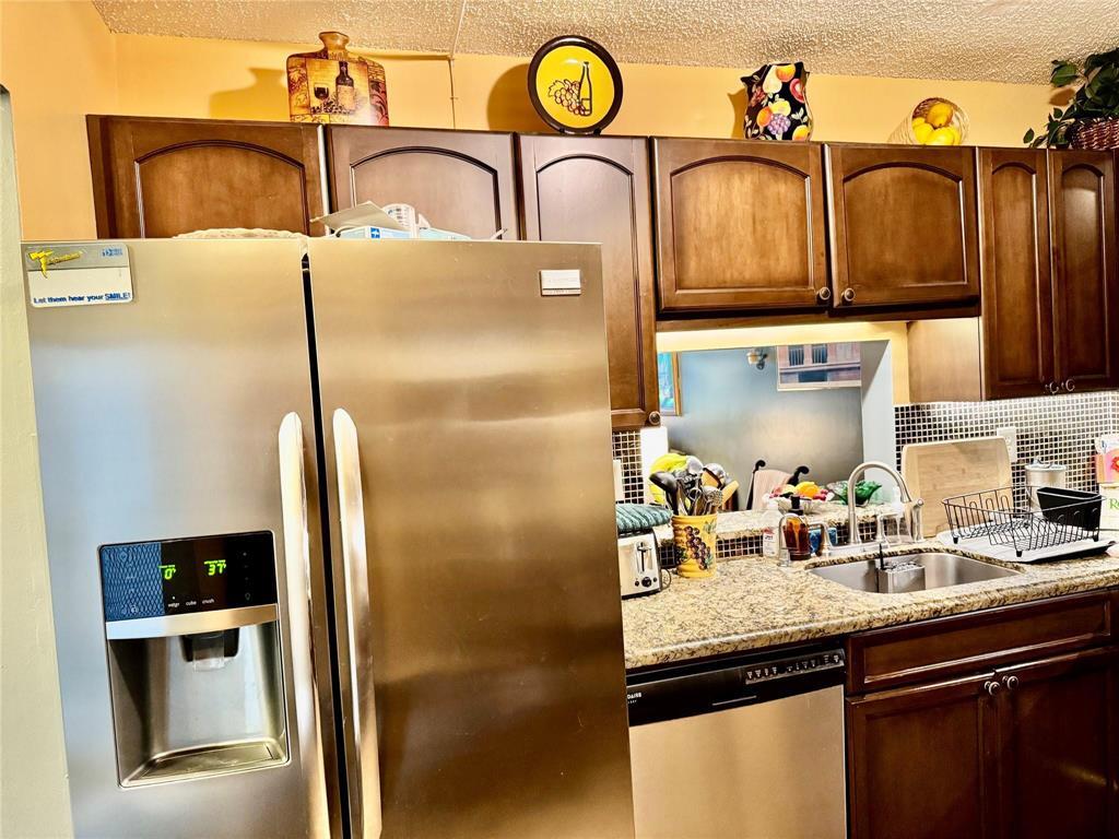 1800 SW 81st #1307, North Lauderdale FL 33068