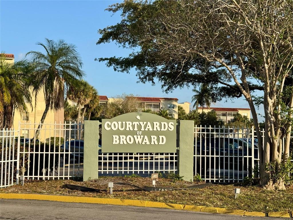 1800 SW 81st #1307, North Lauderdale FL 33068