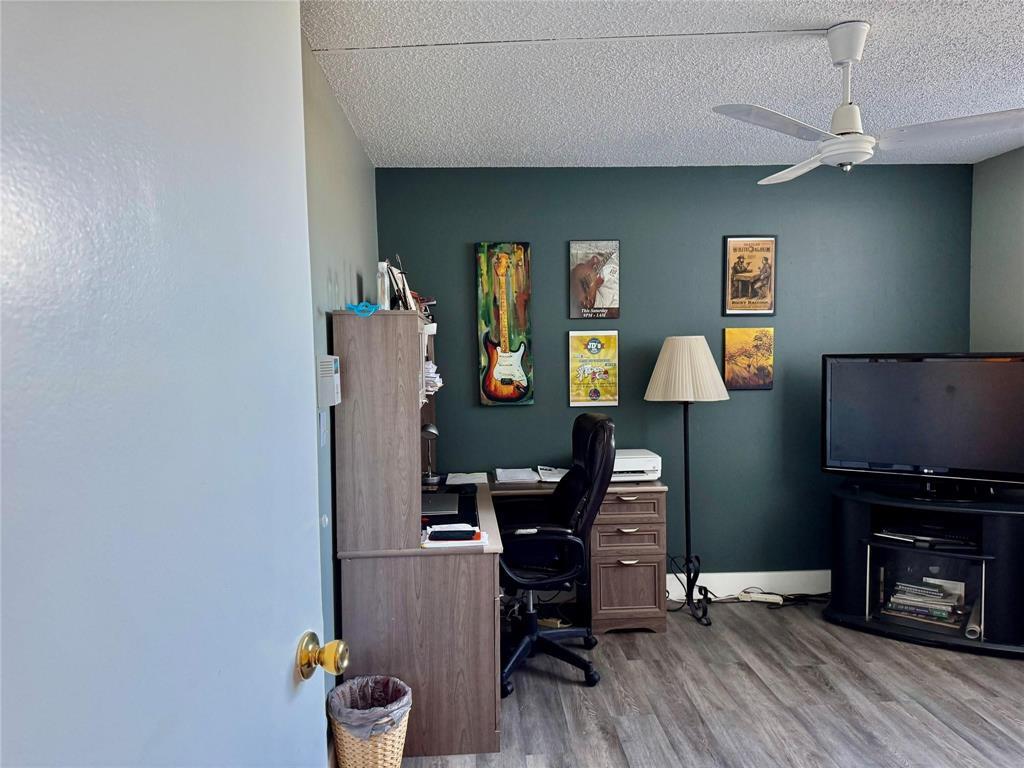 1800 SW 81st #1307, North Lauderdale FL 33068