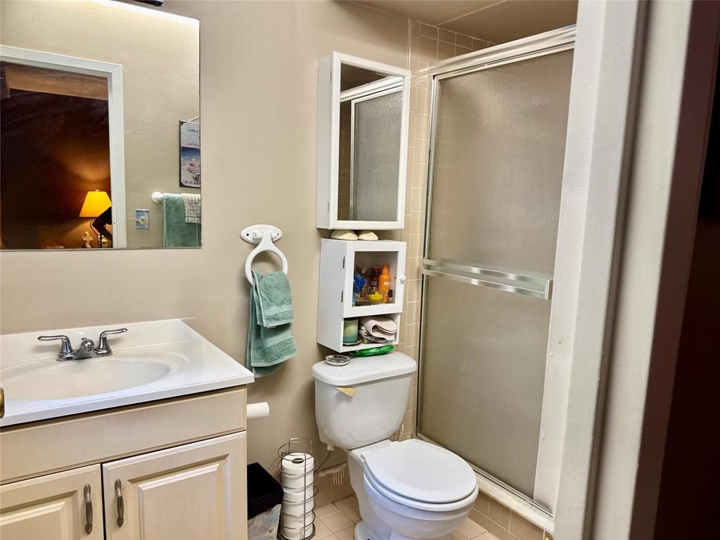 1800 SW 81st #1307, North Lauderdale FL 33068