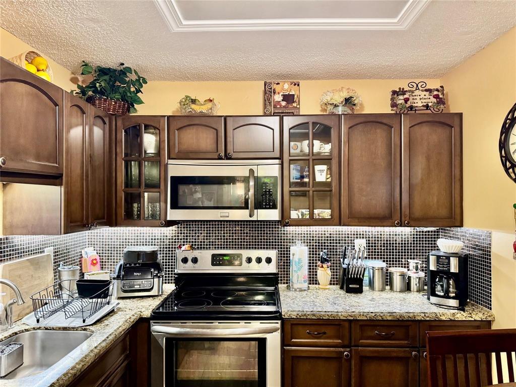 1800 SW 81st #1307, North Lauderdale FL 33068