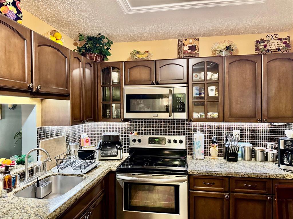 1800 SW 81st #1307, North Lauderdale FL 33068