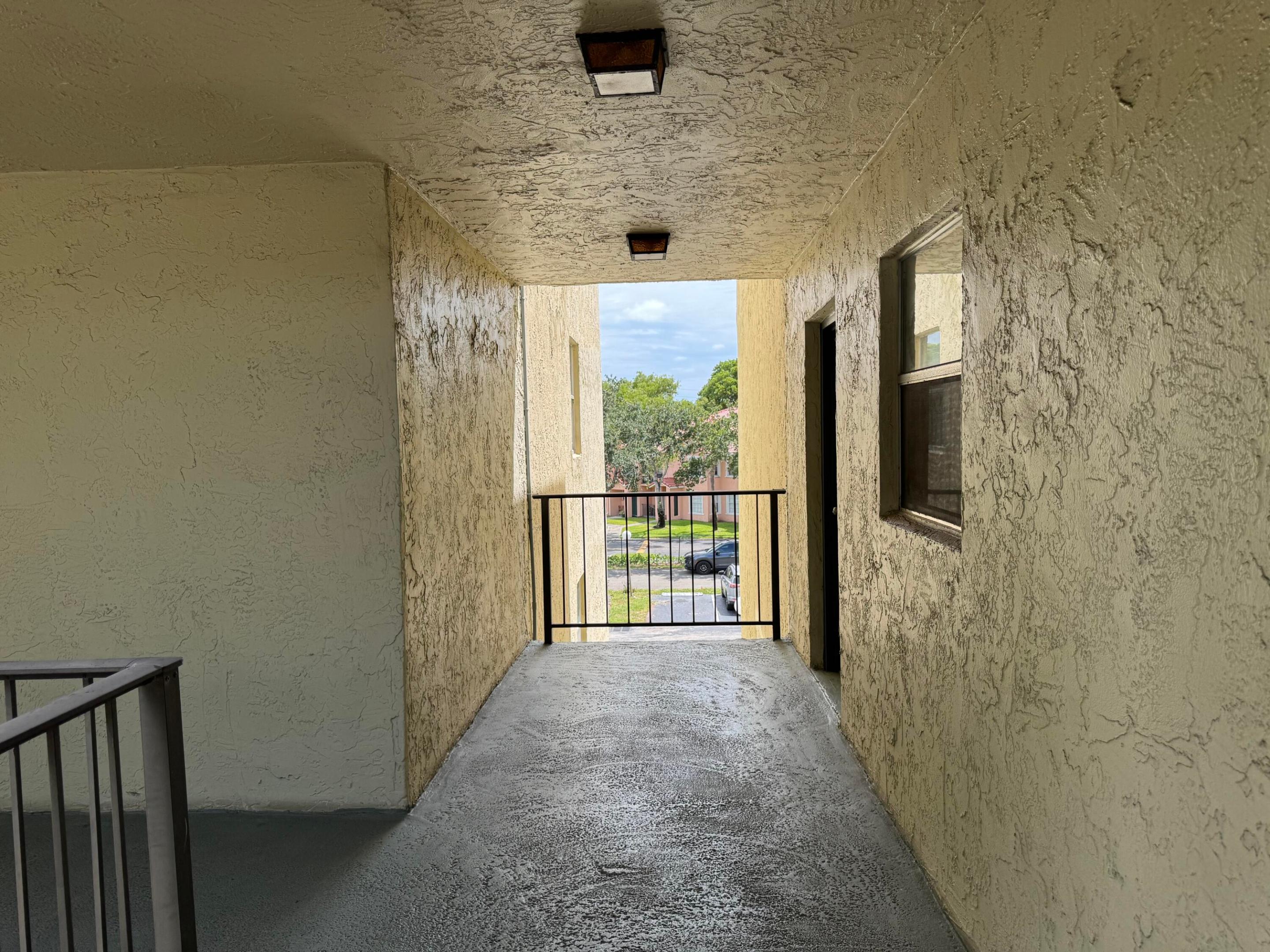 1800 SW 81st #1307, North Lauderdale FL 33068
