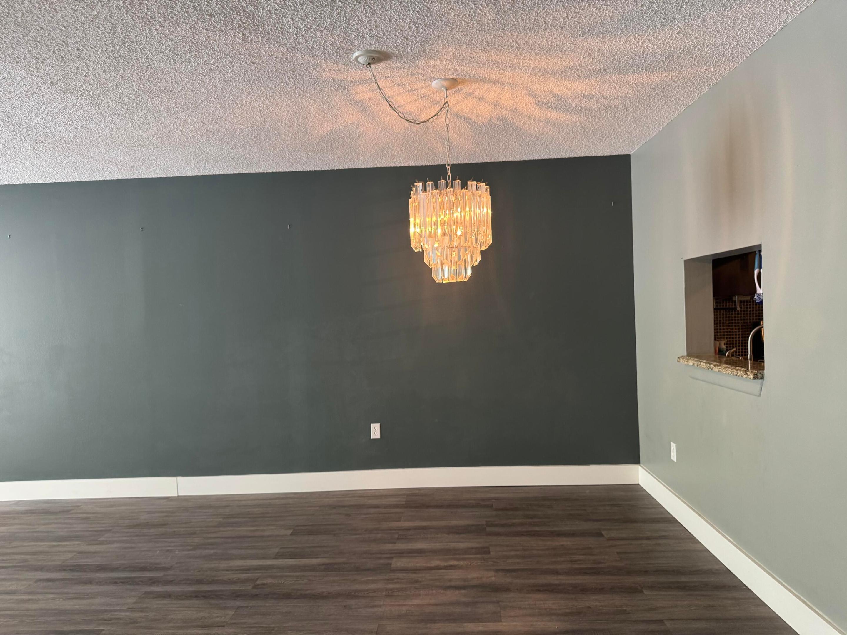 1800 SW 81st #1307, North Lauderdale FL 33068