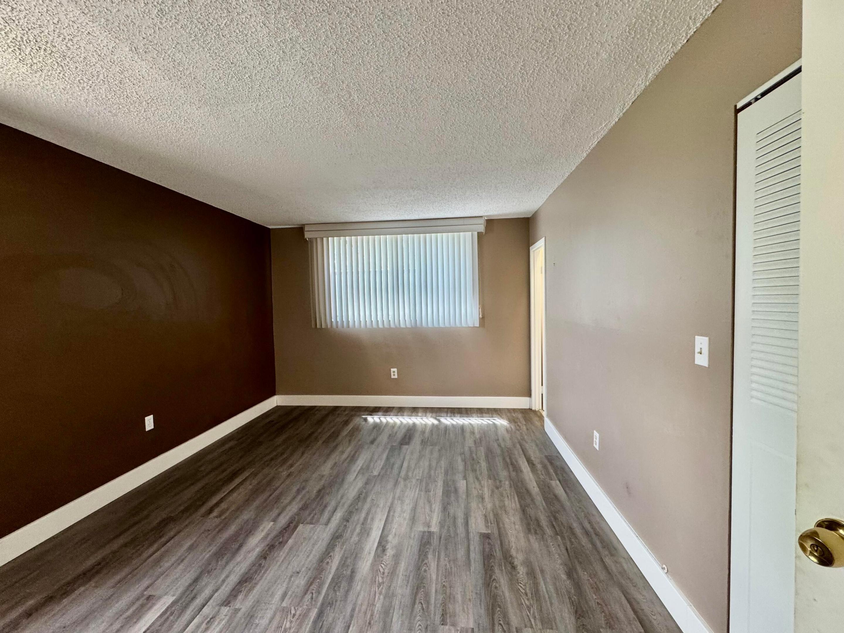 1800 SW 81st #1307, North Lauderdale FL 33068
