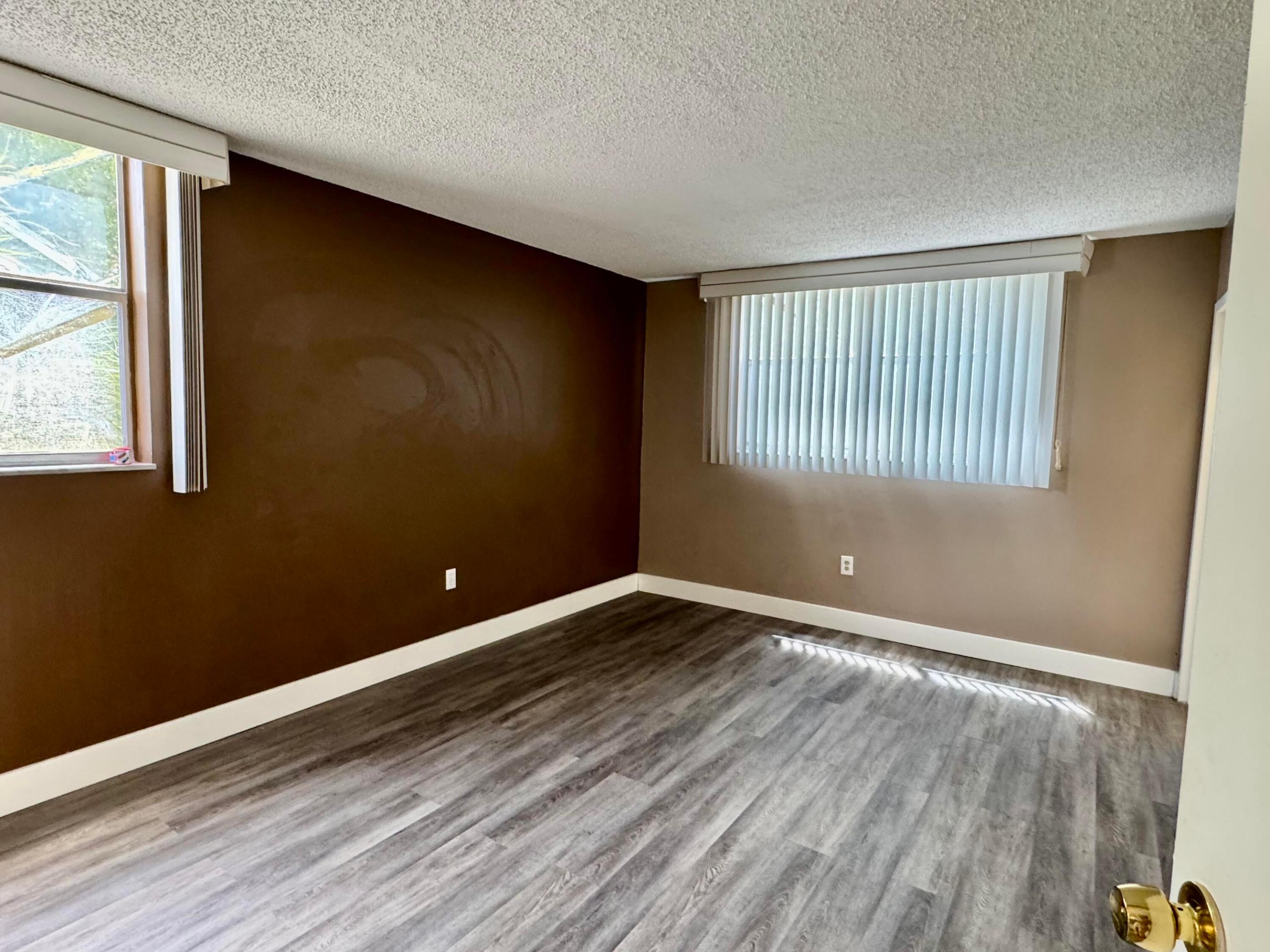 1800 SW 81st #1307, North Lauderdale FL 33068