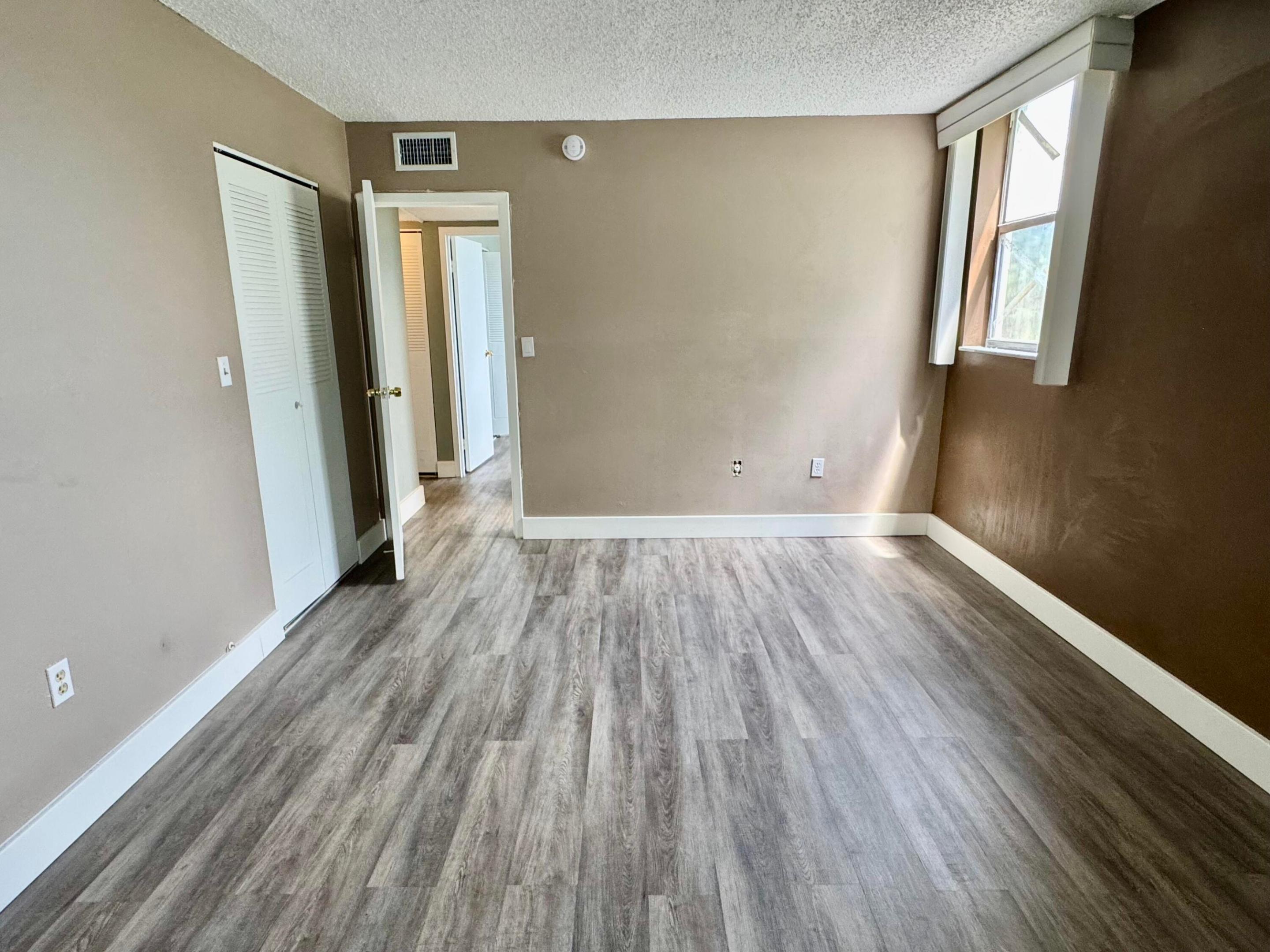 1800 SW 81st #1307, North Lauderdale FL 33068
