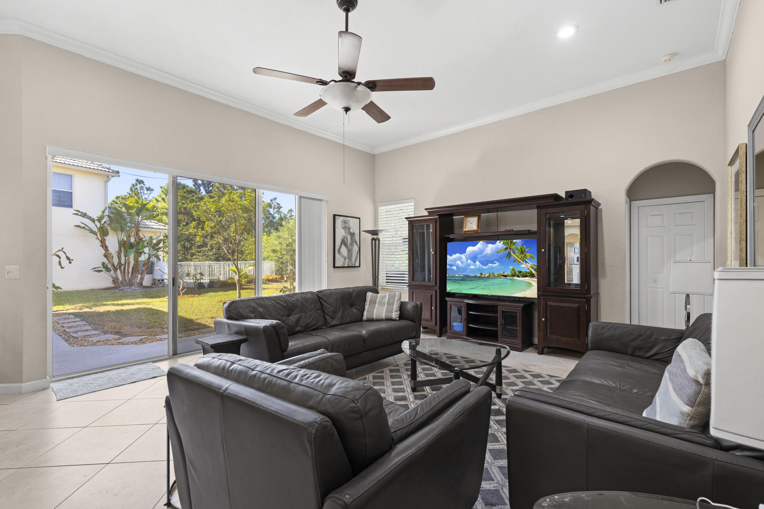 3968 W Hamilton, West Palm Beach FL 33411